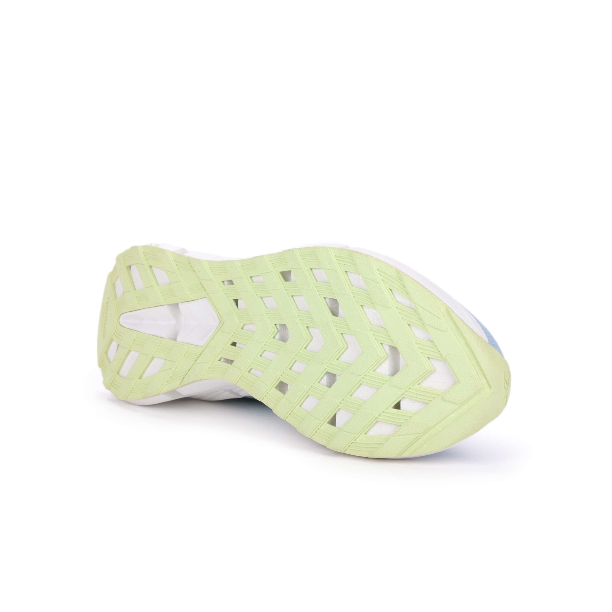 No te conformes con tenis aburridos; elige los tenis con la icónica entresuela Reebok Zig ofrecen un diseño robusto que realzará tu estilo. image number 4