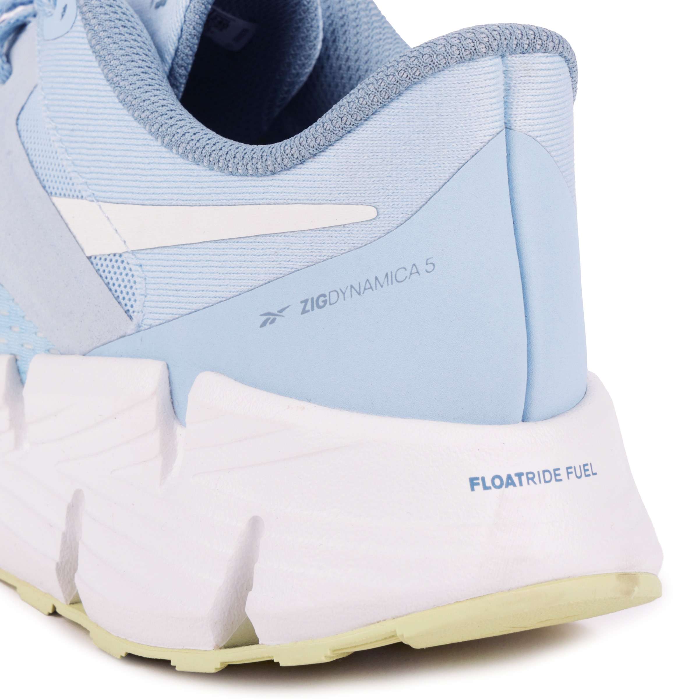 No te conformes con tenis aburridos; elige los tenis con la icónica entresuela Reebok Zig ofrecen un diseño robusto que realzará tu estilo. image number 6