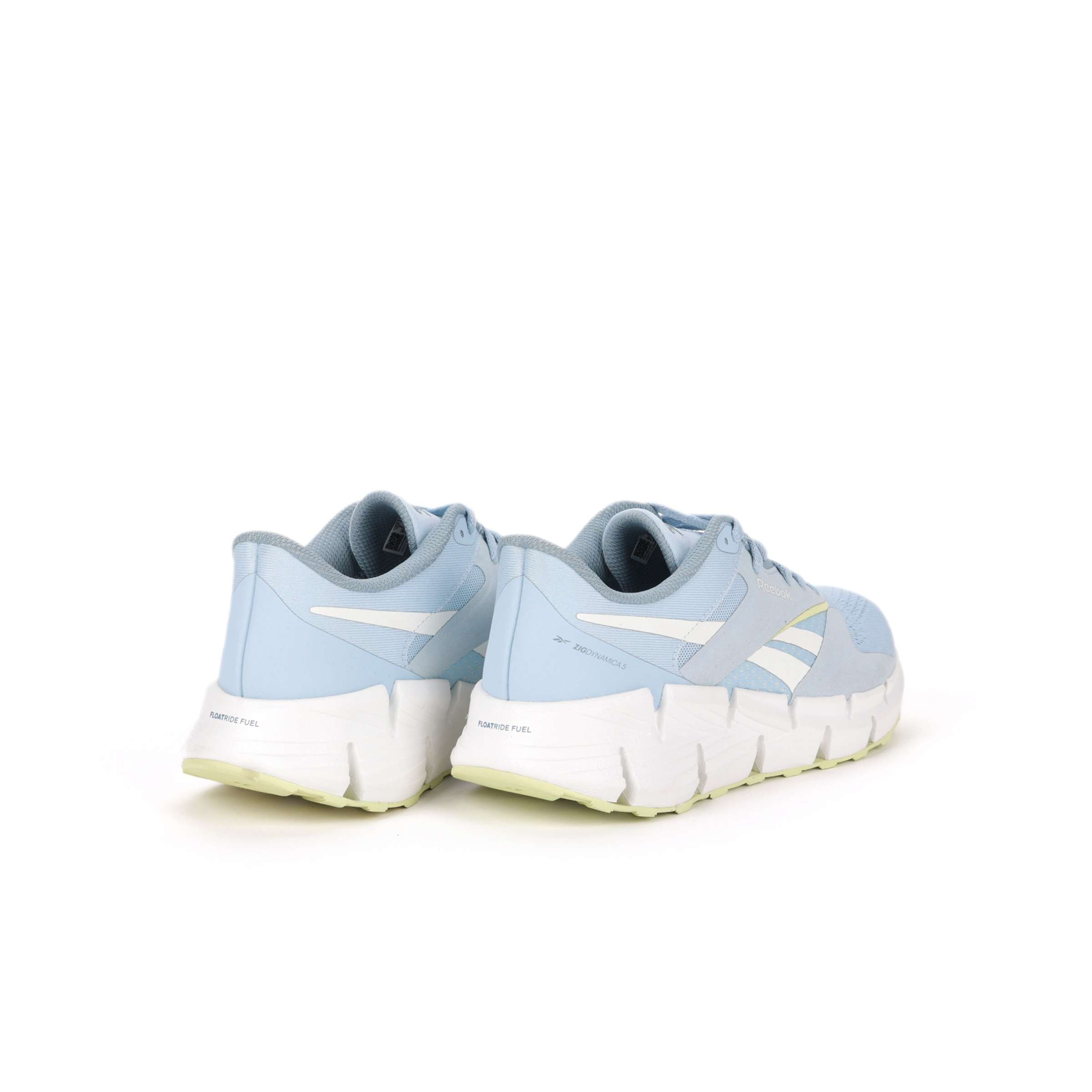 No te conformes con tenis aburridos; elige los tenis con la icónica entresuela Reebok Zig ofrecen un diseño robusto que realzará tu estilo. image number 3