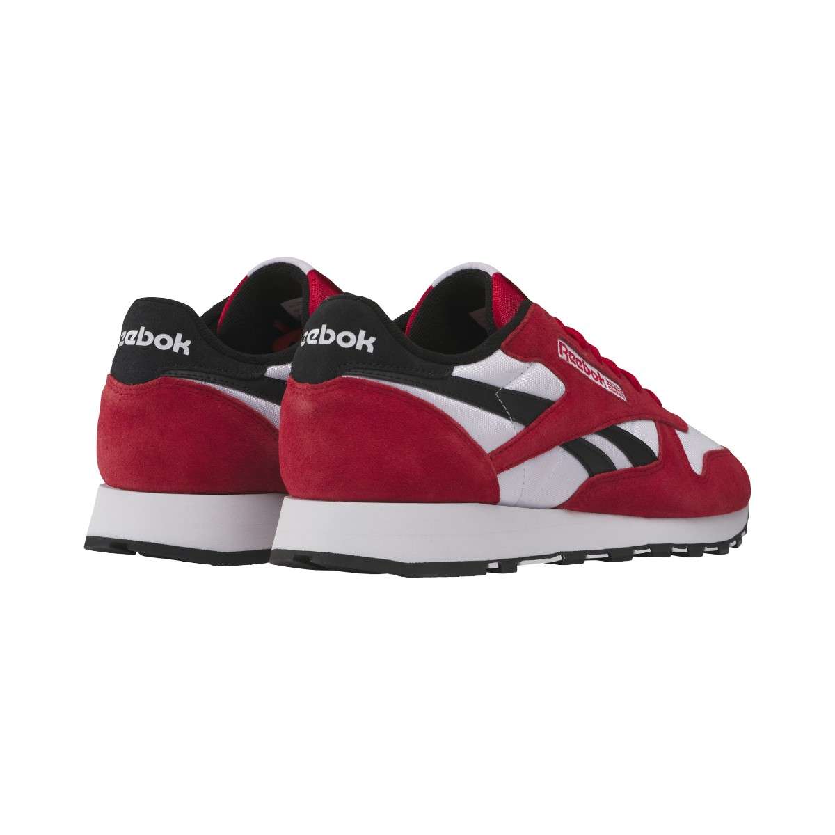 Un homenaje al estilo Reebok de principios del siglo XX. Estos tenis tienen un aire retro que combina a la perfección con tu vida moderna.