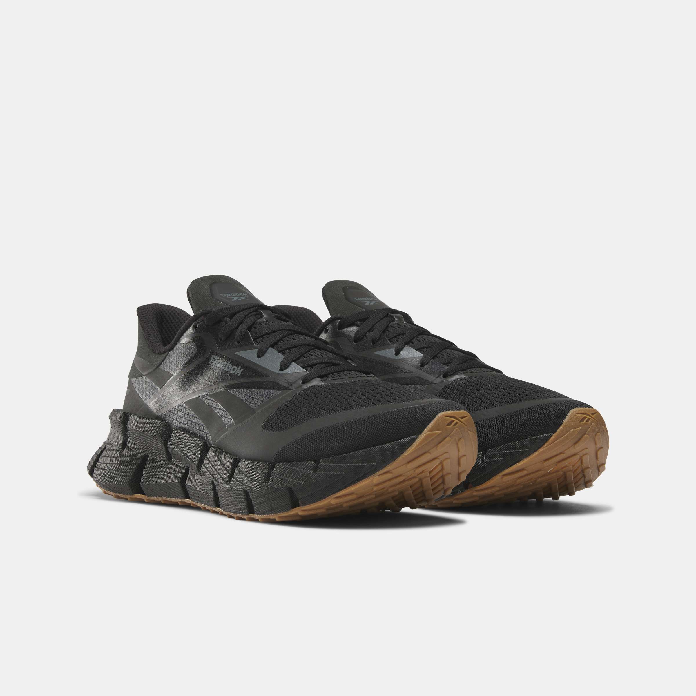 El FloatZig 1 de Reebok combina suavidad y elasticidad, diseñados para inspirar a salir al aire libre y correr.