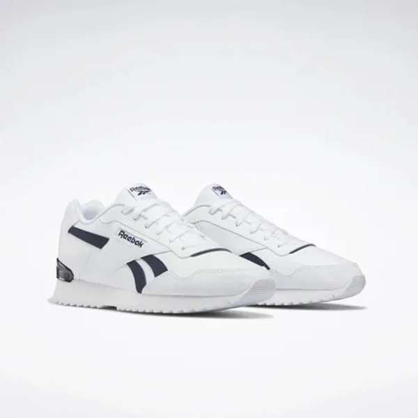 Tenis Glide Ripple Clip Con características clásicas de unos Reebok, pero destacándose por su suela ondulada y el clip TPU en el talón que les otorga un diseño único.