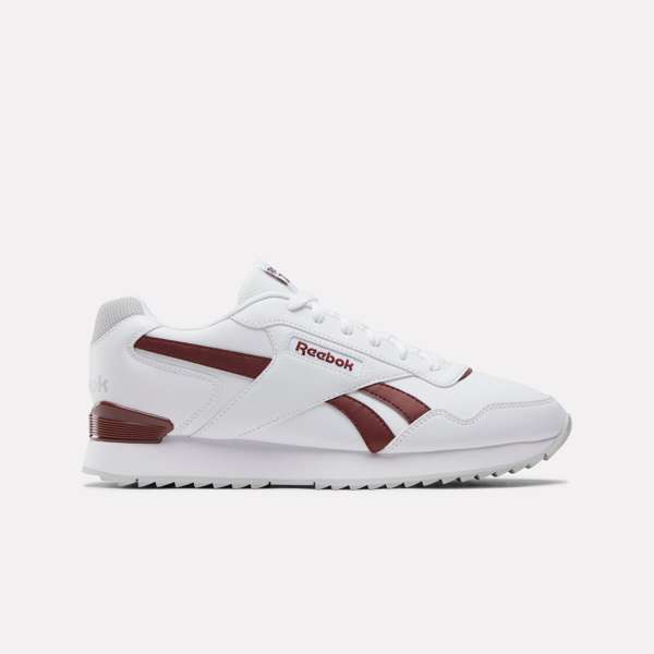Tenis Glide Ripple Clip Con características clásicas de unos Reebok, pero destacándose por su suela ondulada y el clip TPU en el talón que les otorga un diseño único.