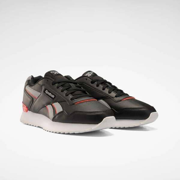 Con características clásicas de unos Reebok, pero destacándose por su suela ondulada y el clip TPU en el talón que les otorga un diseño único. image number 2