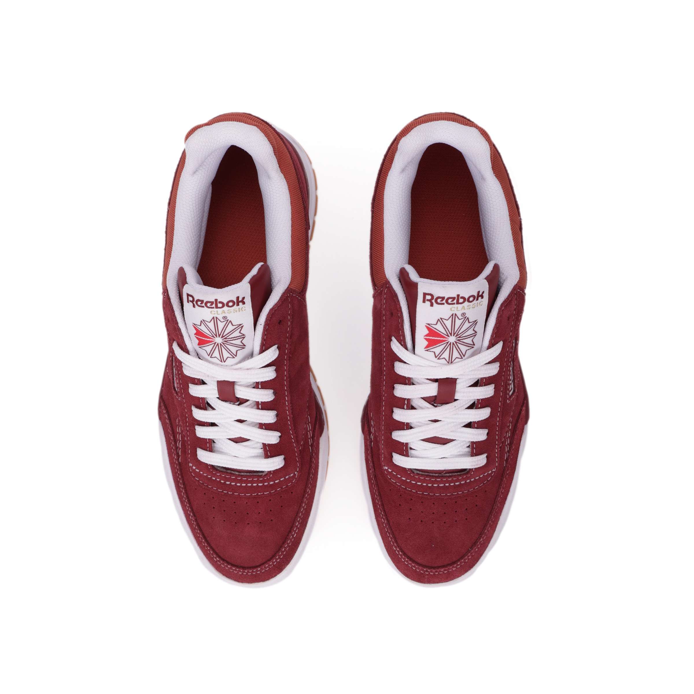 Luce una silueta atrevida, agrega una dosis extra de los años 90. Los colores originales los hacen Reebok. image number 5
