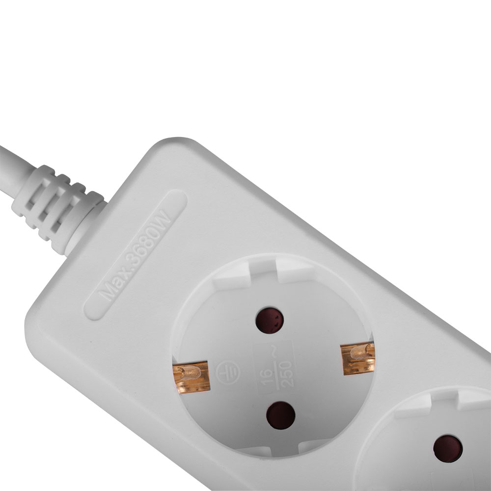 Multiprise 3 prises Schuko, blanc Multiprise 3 prises Schuko orientées à 4