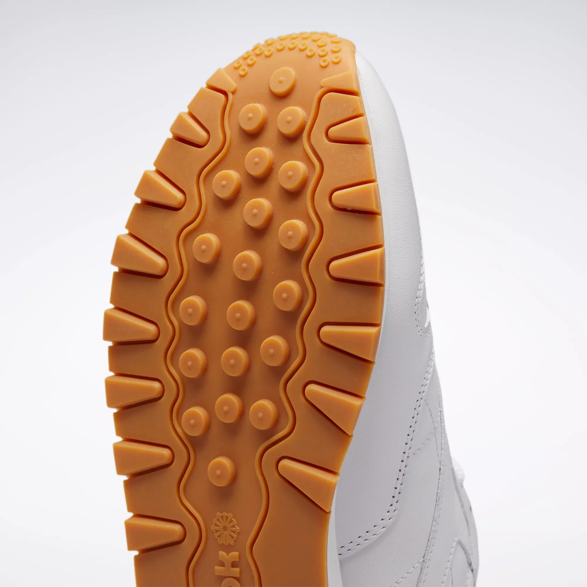 как выглядит Reebok Classic Leather Unisex Shoes фото