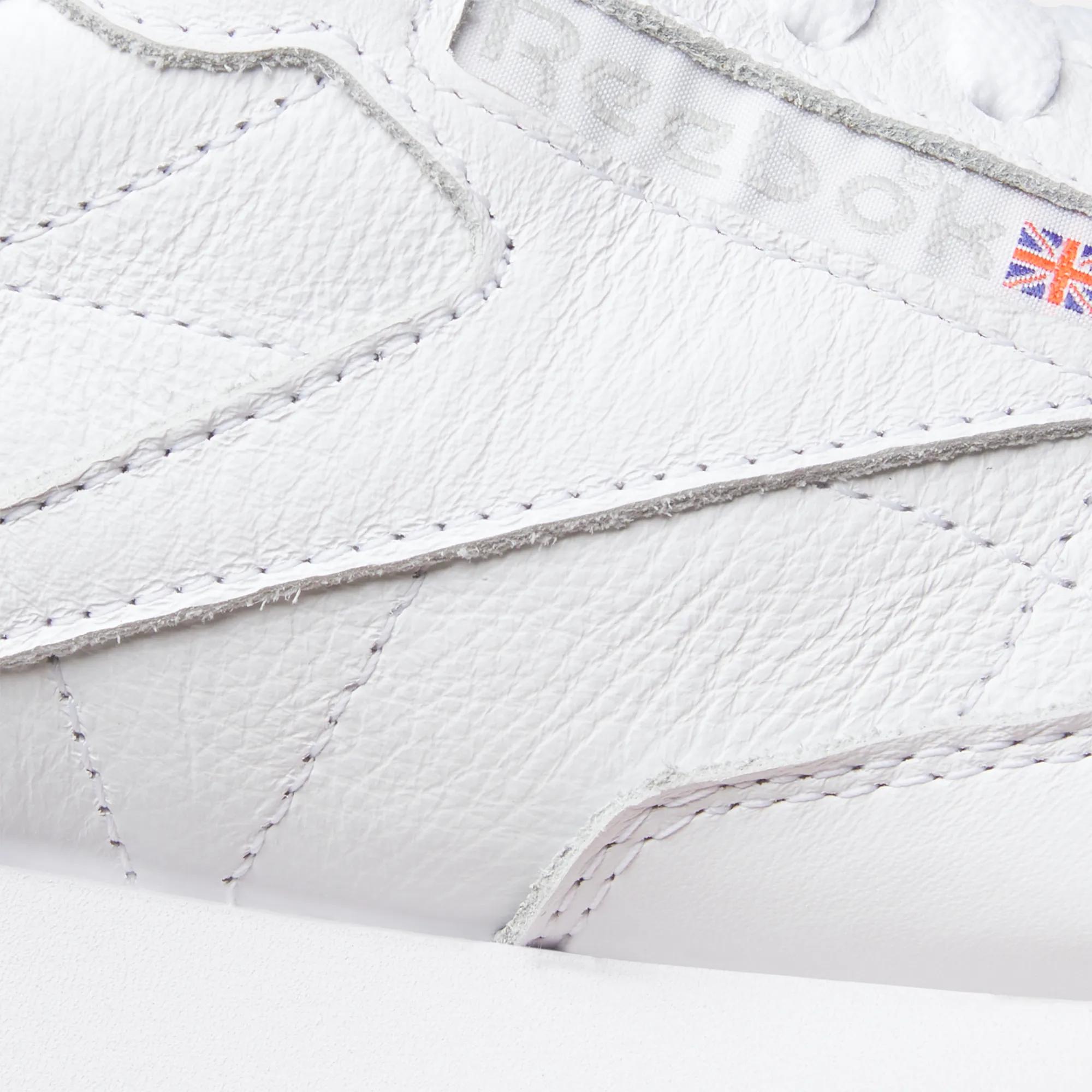 как выглядит Reebok Classic Leather Unisex Shoes фото