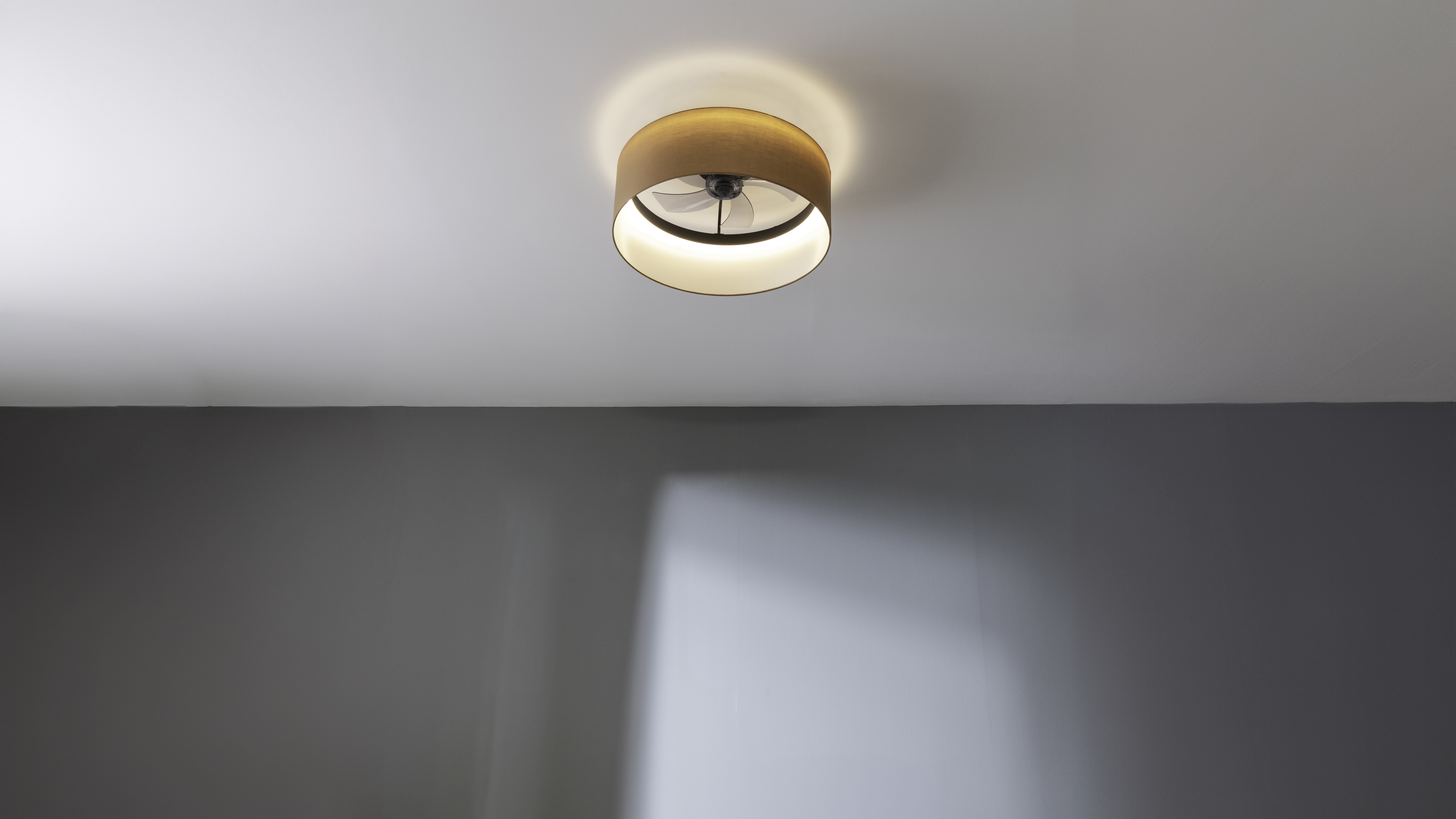 Ventilador Cecotec EnergySilence LampAero 650 Beige Design