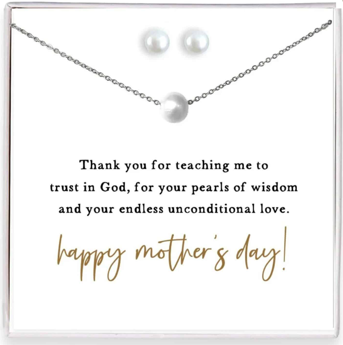 Pearl Necklace and Earring Gift Set