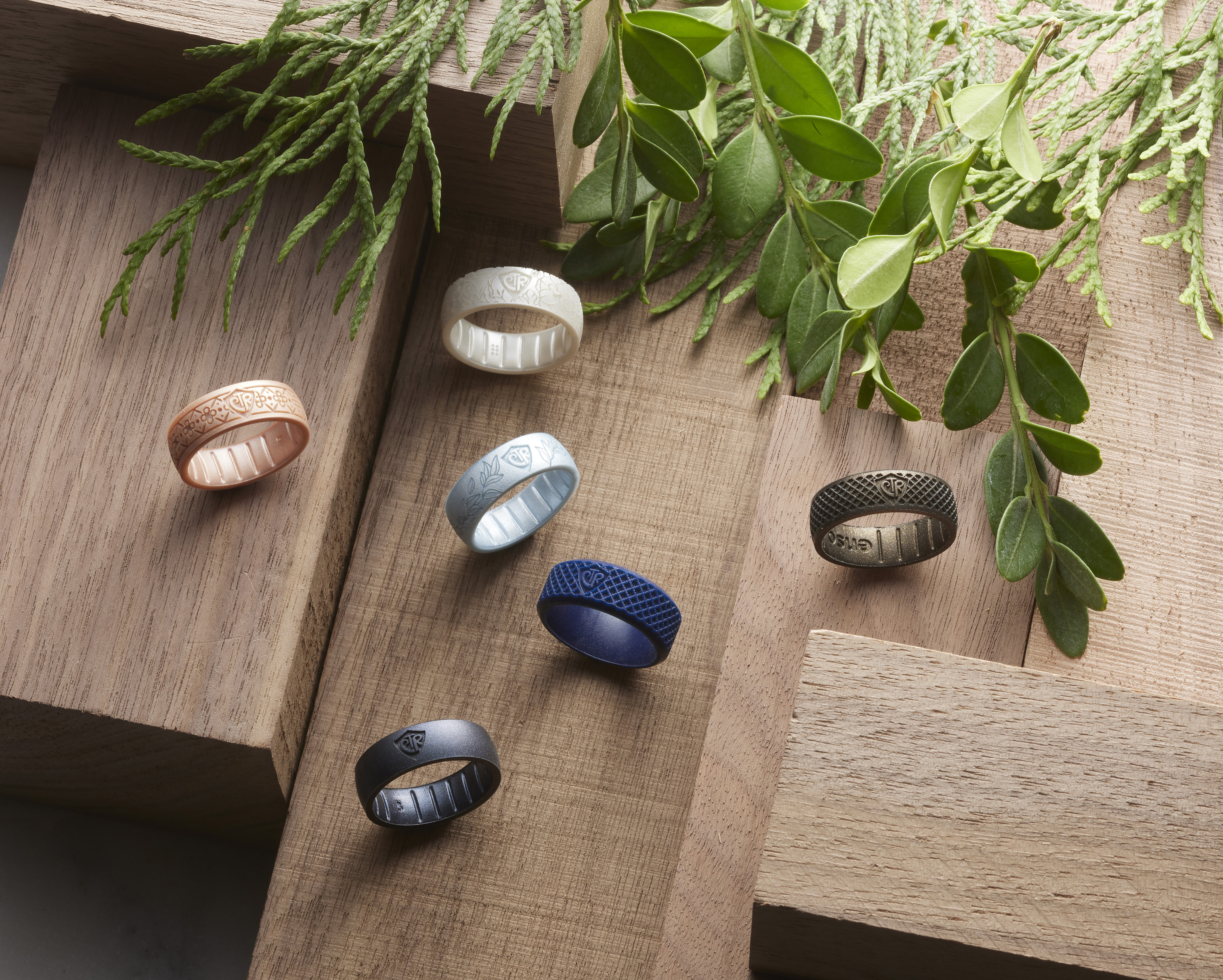 Silicone Navy Bevel Grid CTR Ring