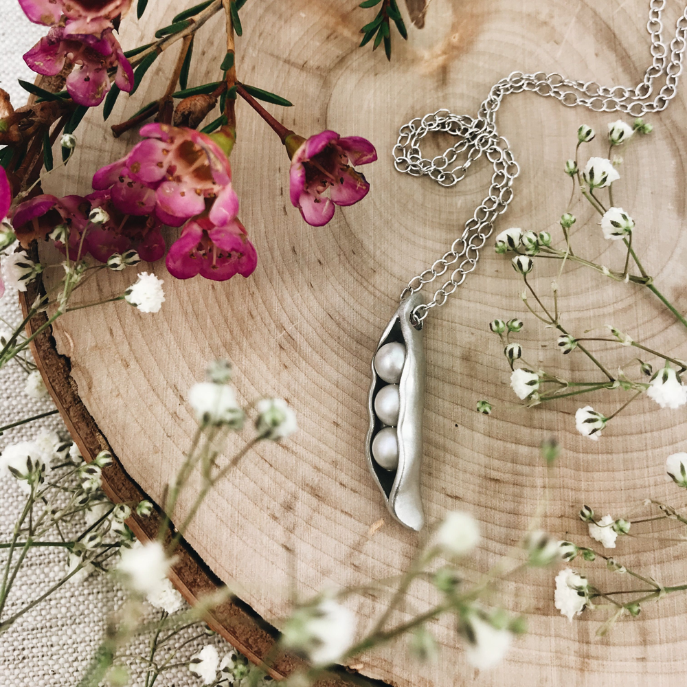 Four Sweet Peas in a Pod Necklace, , large image number 3