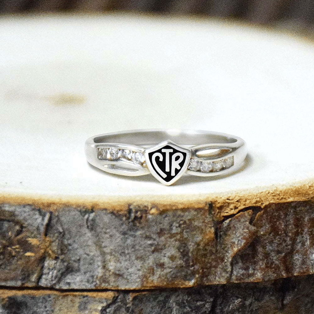 Antiqued Bow CTR Ring, , large image number 2