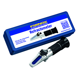 Refractometer