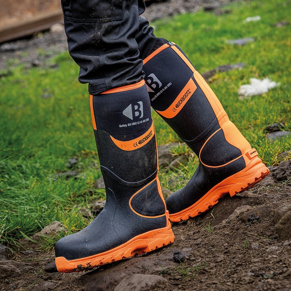 Insulated safety wellington boots online