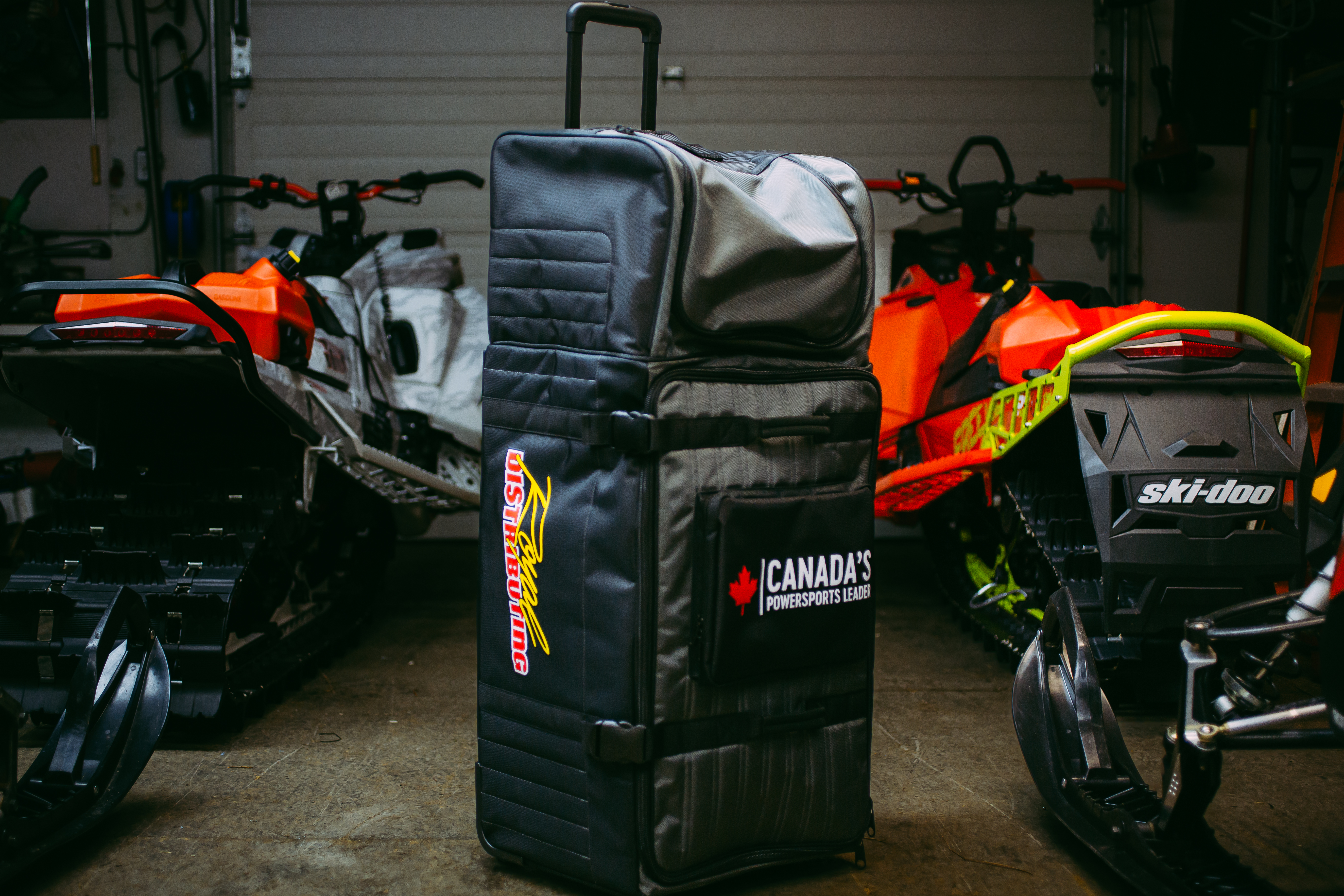 Royal Distributing Roller Bag