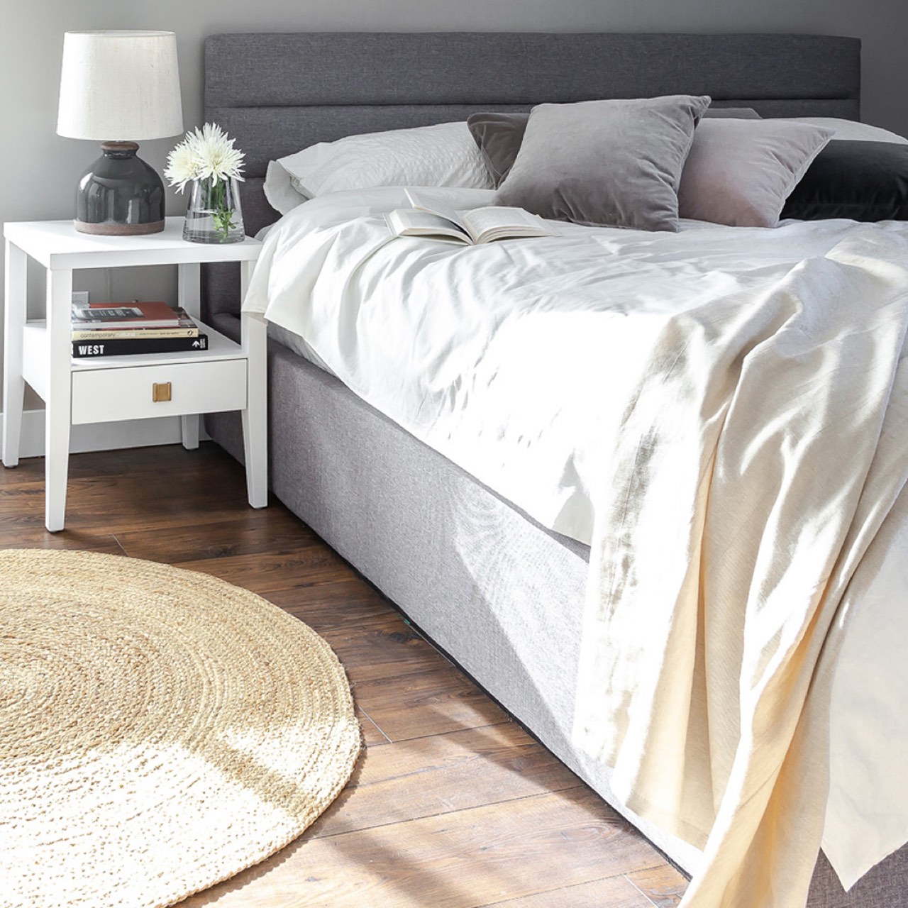 Justin King Bed - Greige