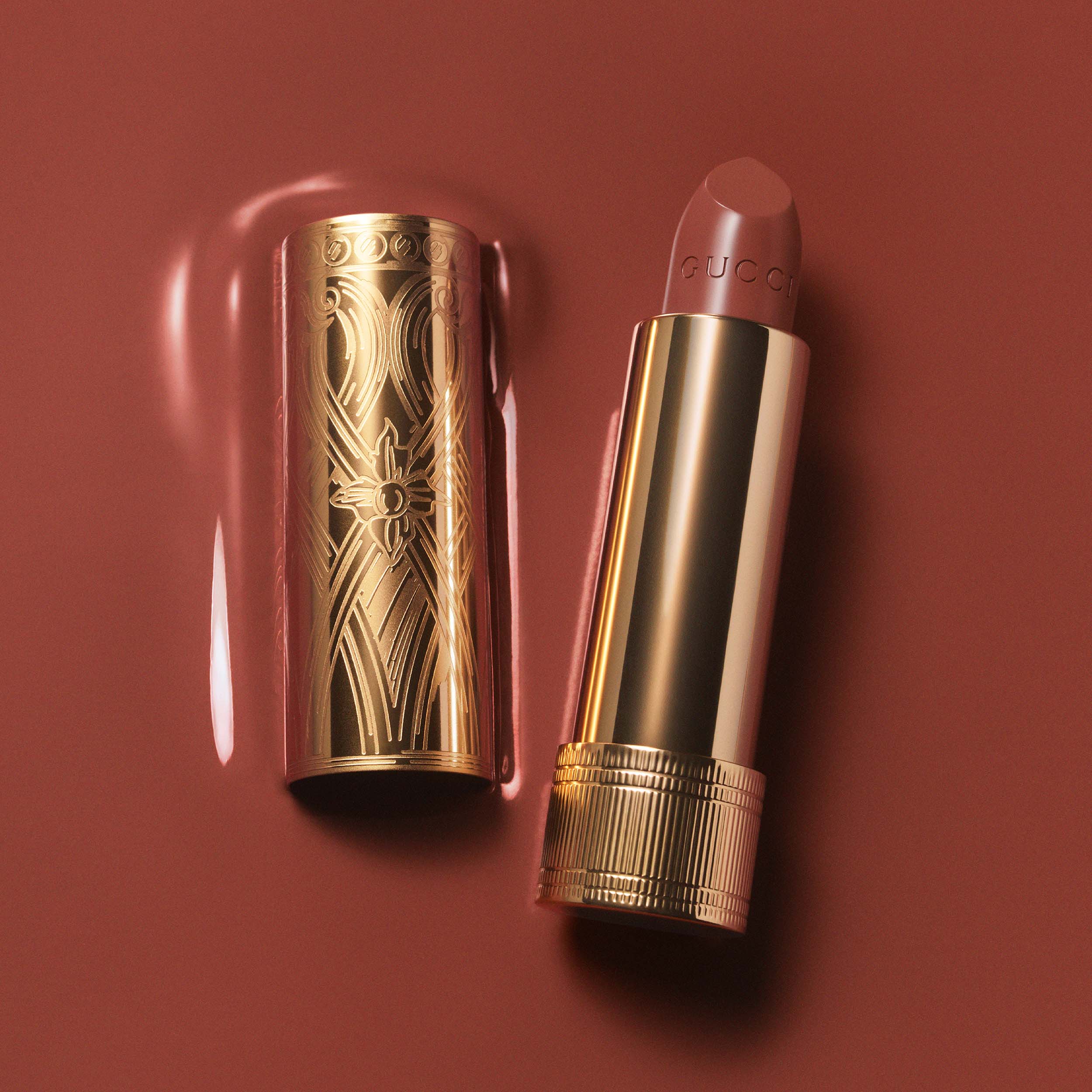 Rouge à Lèvres Satin Longue Tenue