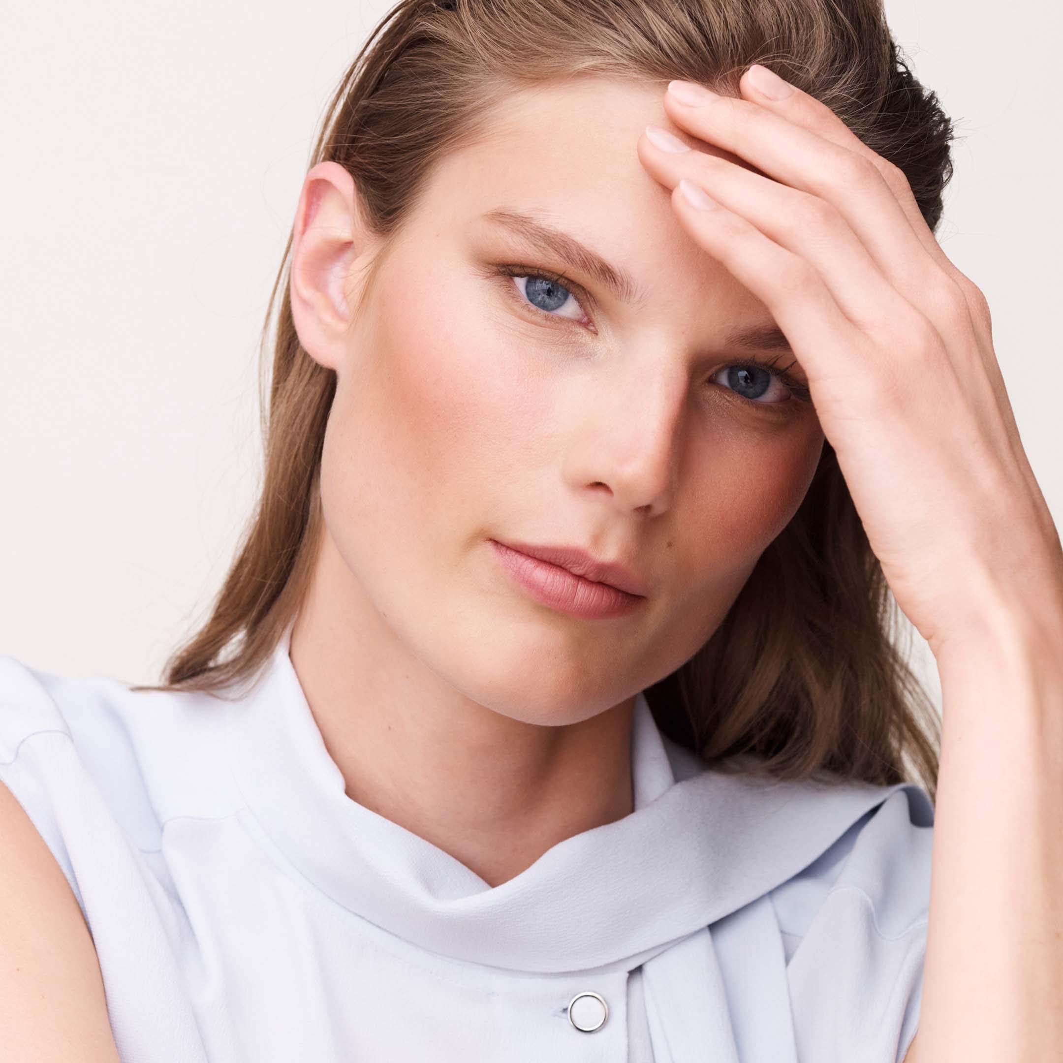 Les Mains Hermes Nail Polish