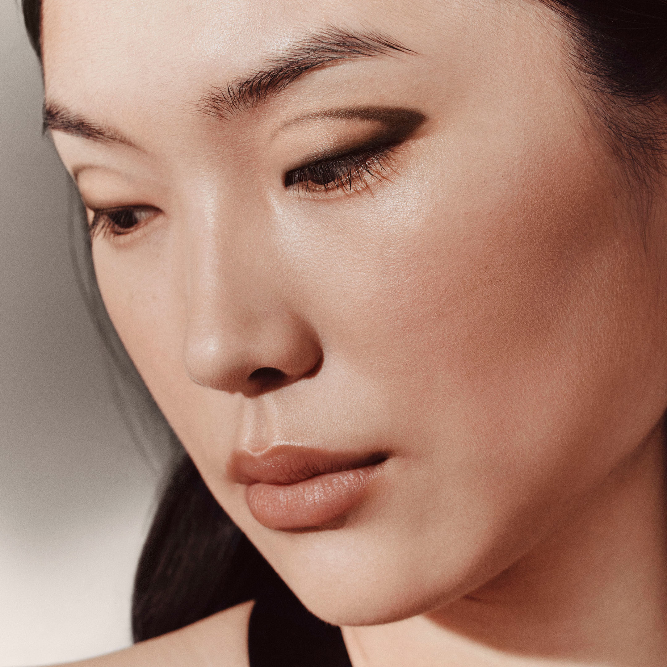 Trait d'Hermès, crayon de couleurs pour les yeux , Brun Bistre