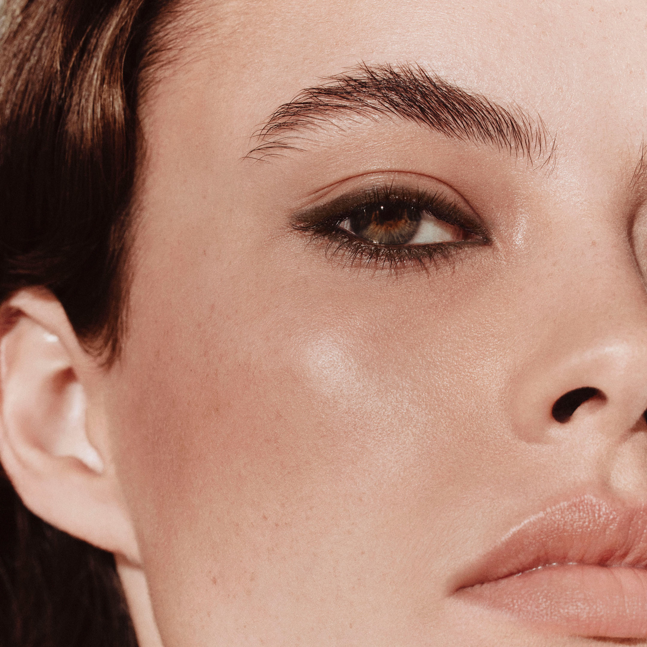 Trait d'Hermès, crayon de couleurs pour les yeux , Brun Bistre