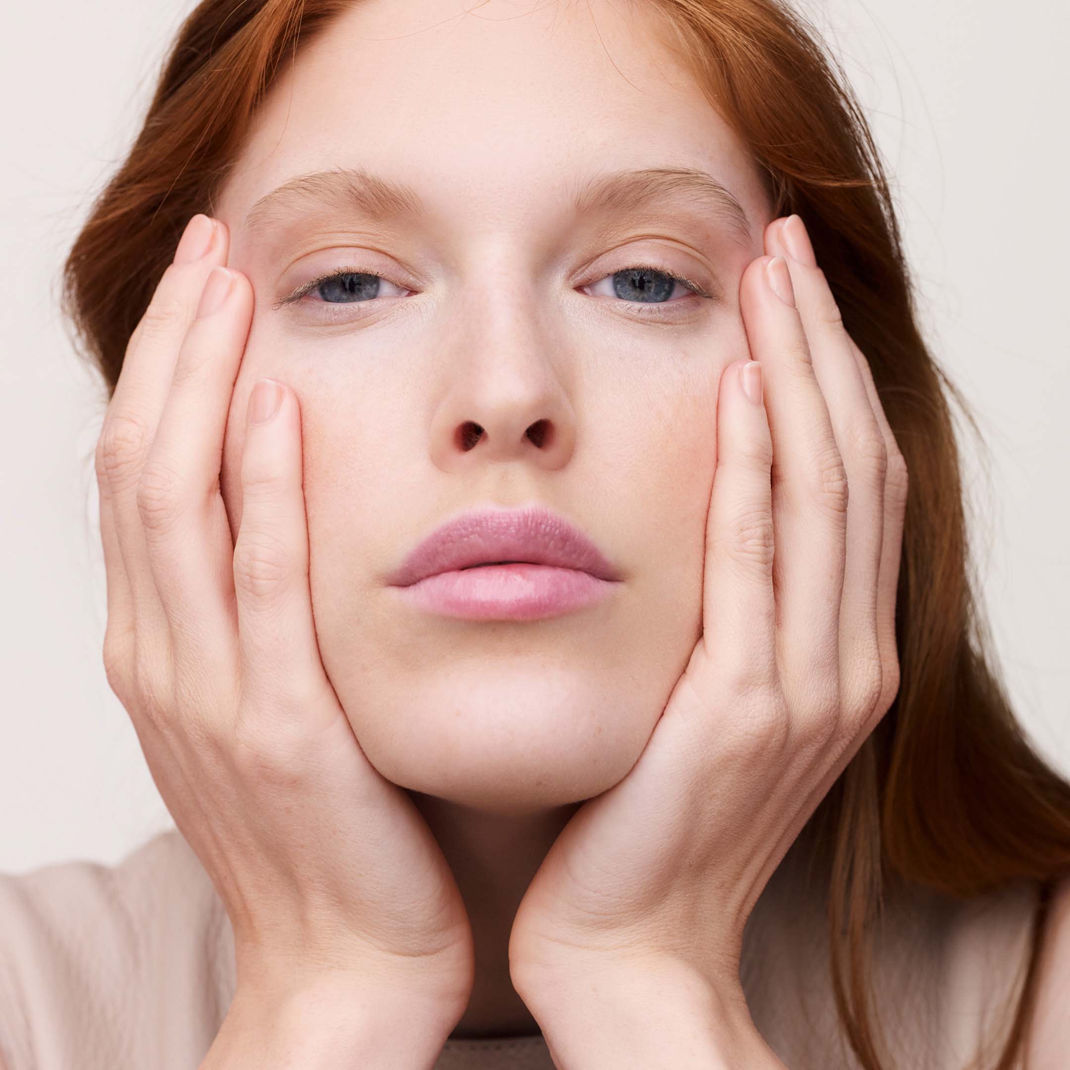 Les Mains Hermes Nail Polish