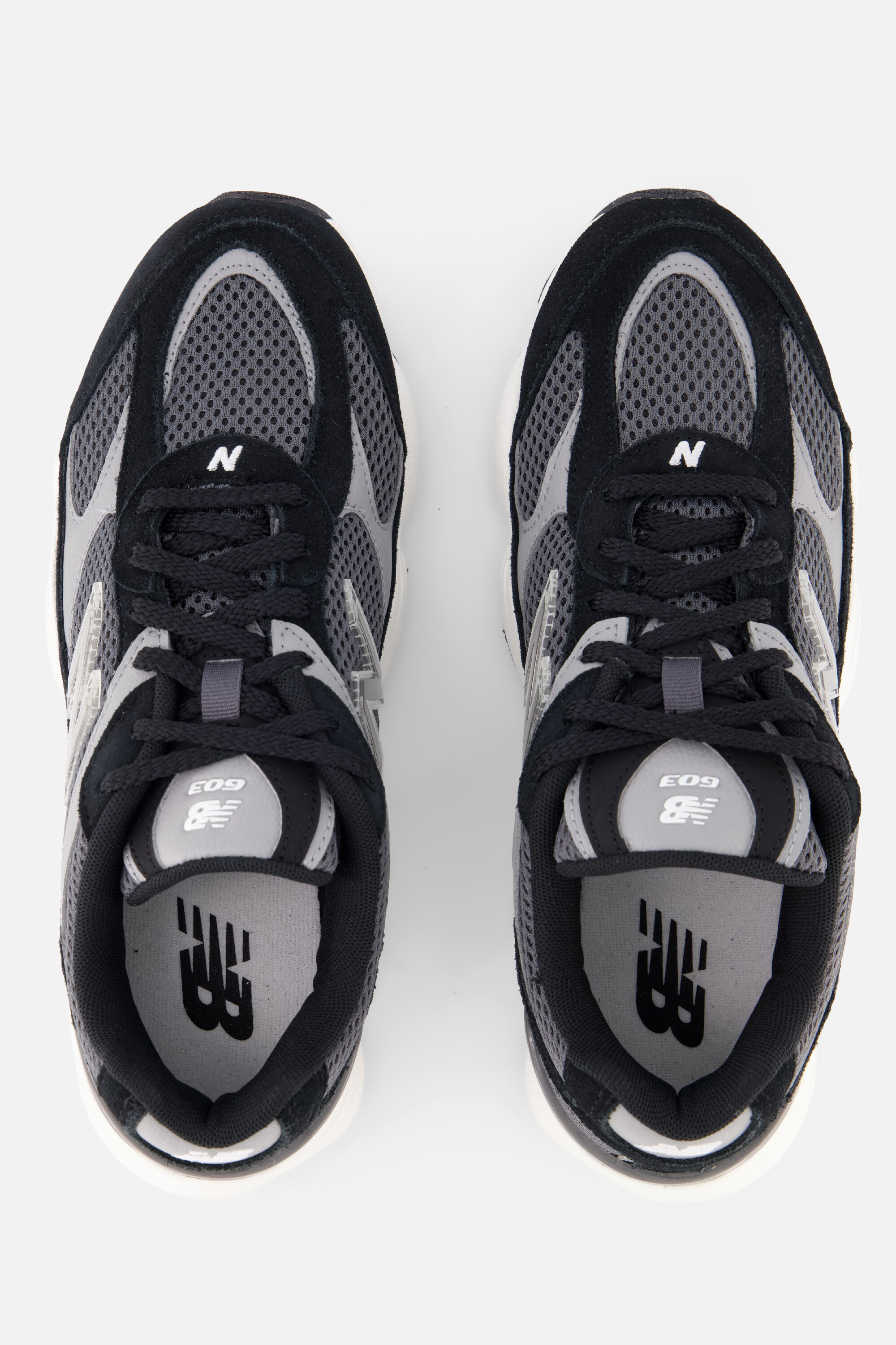 New Balance 603 sneakers zwart