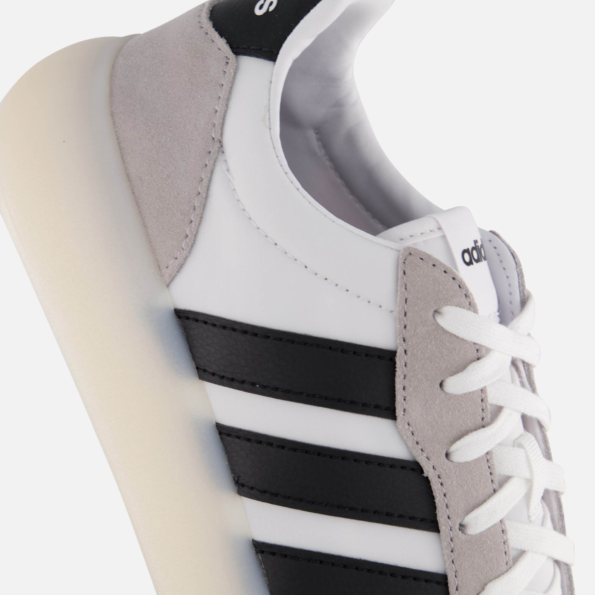 Adidas Barreda Decode Sneakers wit Suede afbeelding 4