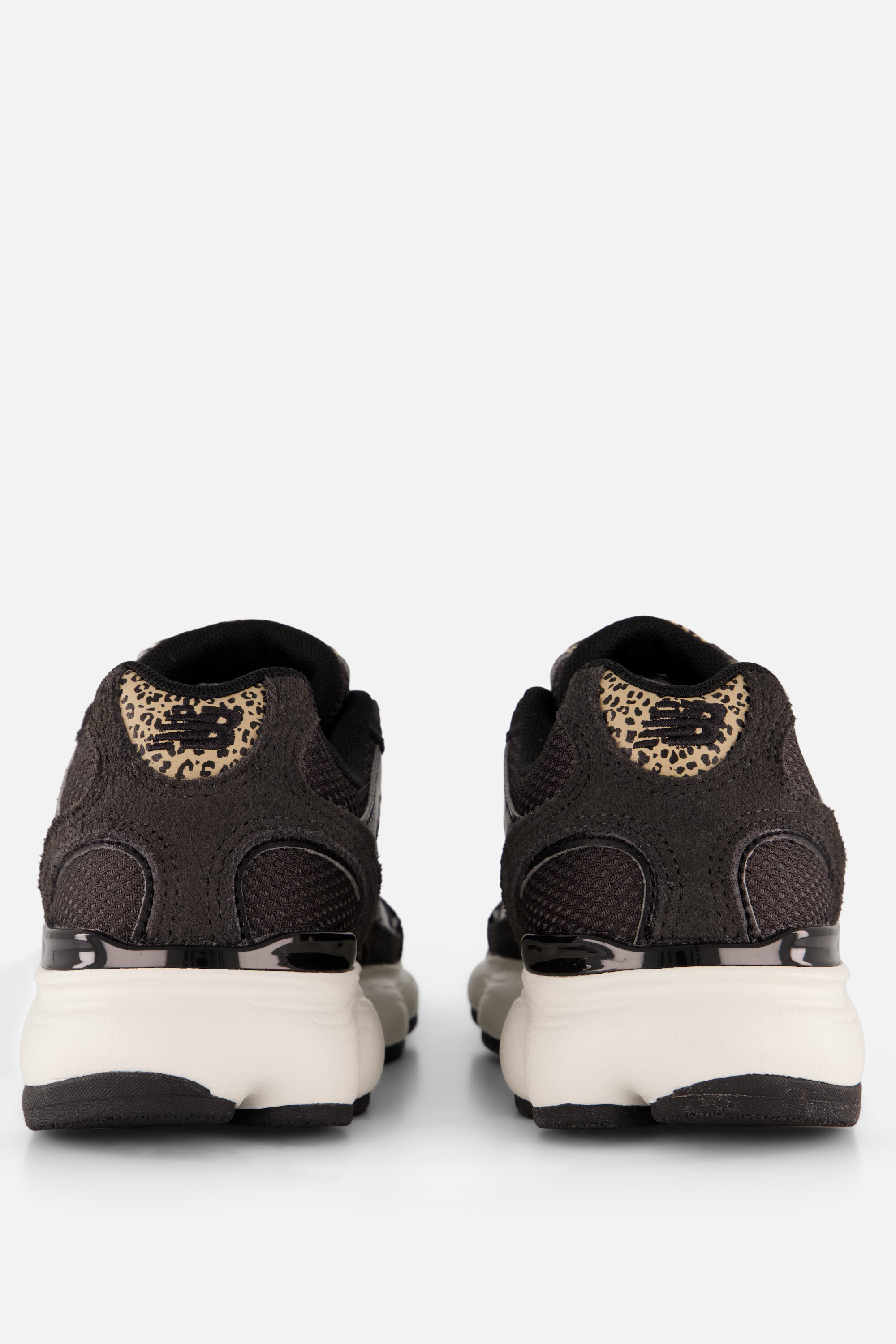 New Balance 603 sneakers zwart