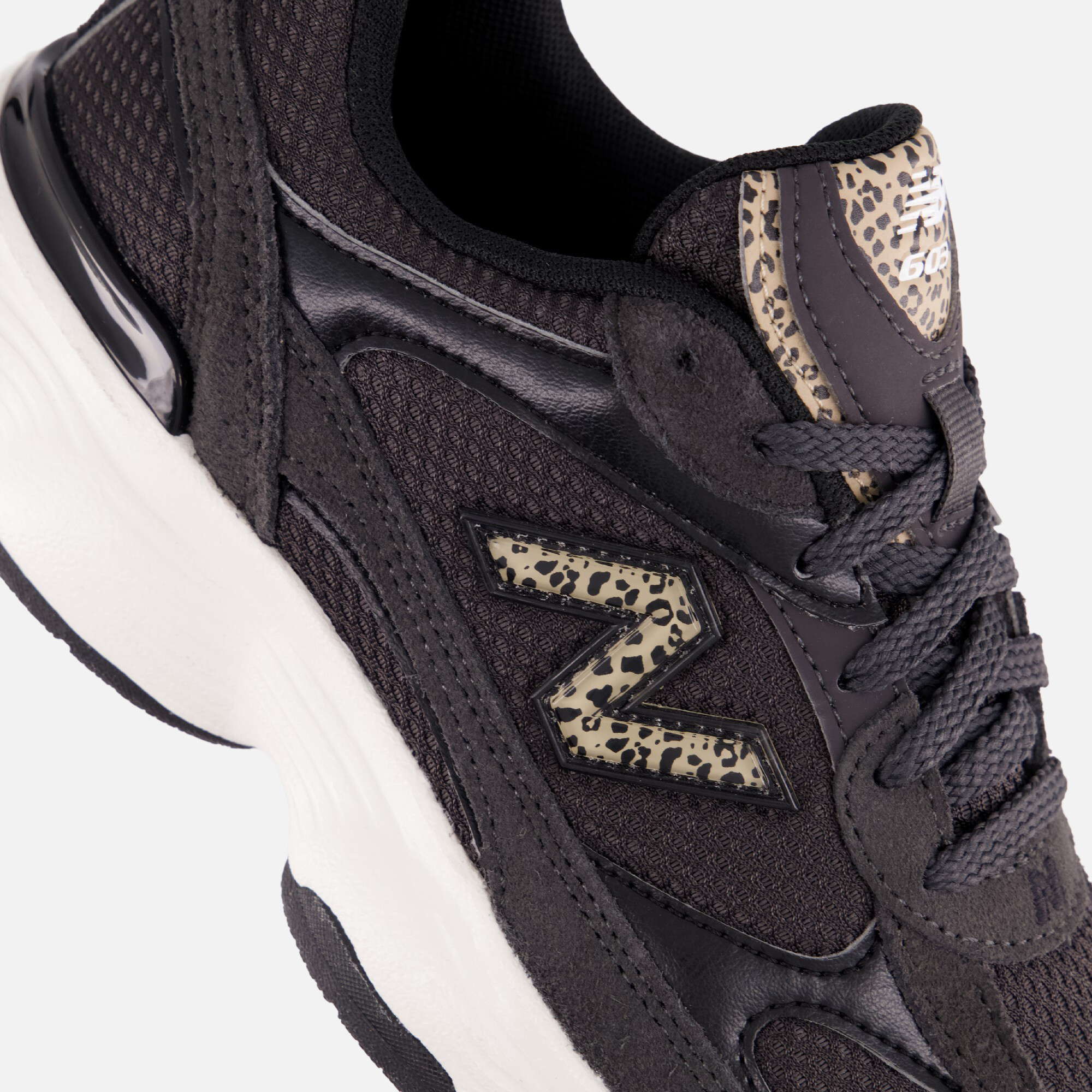 New Balance 603 sneakers zwart