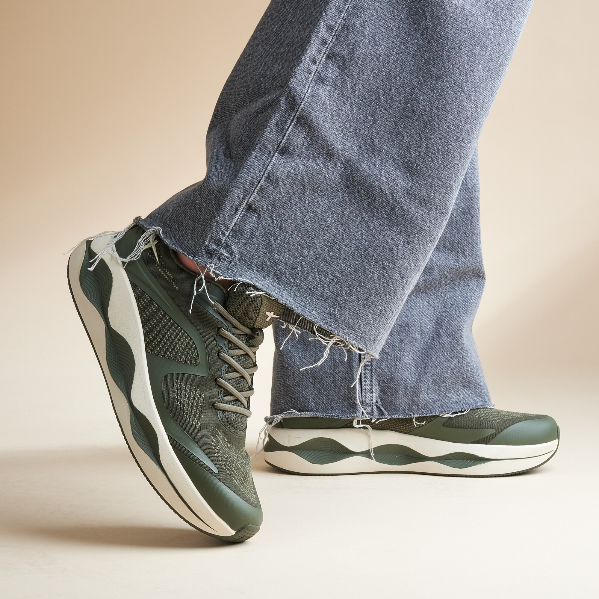 Tamaris Sneakers groen Synthetisch