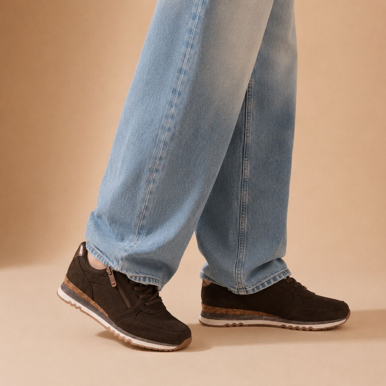 Marco Tozzi Marco Tozzi Sneakers bruin