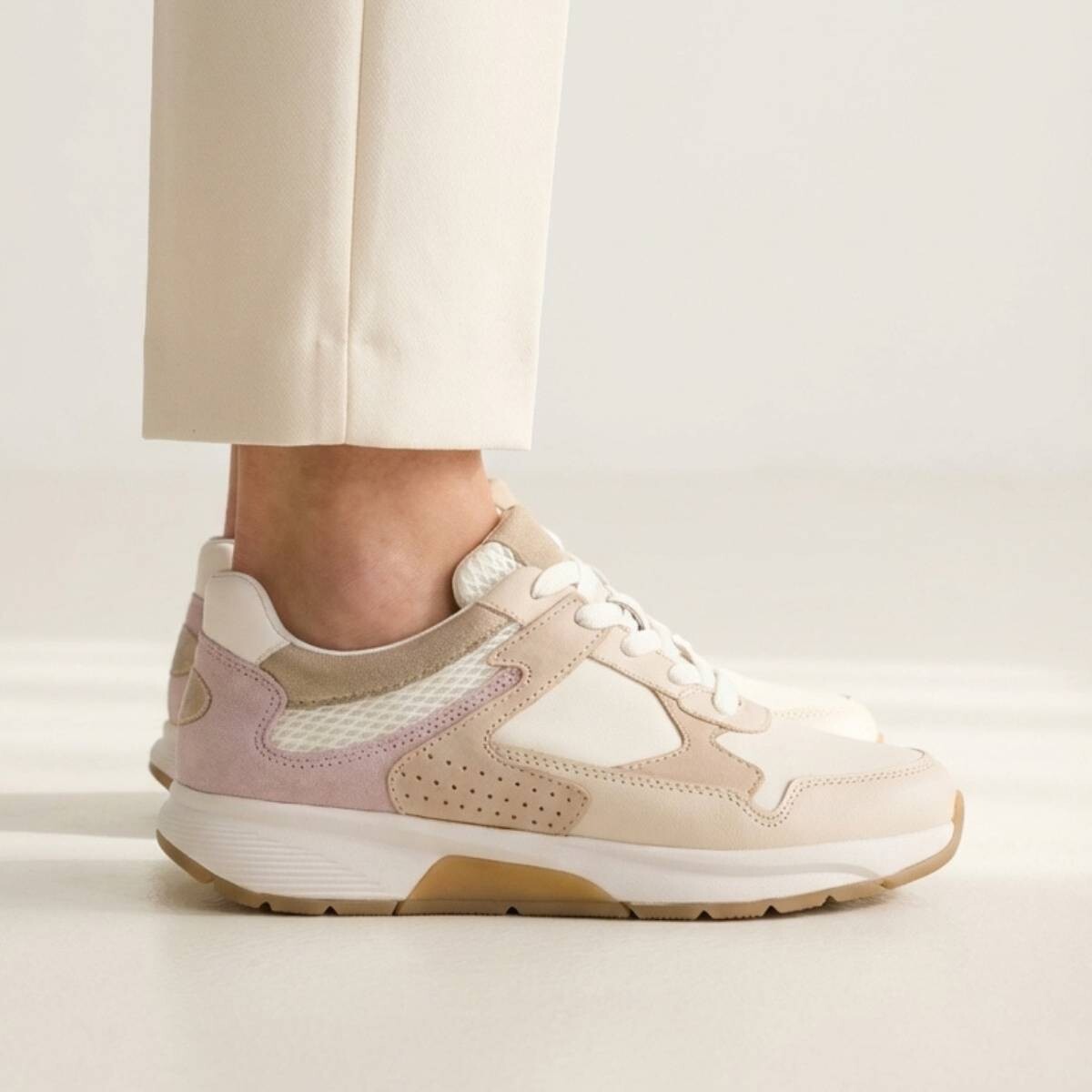 Gabor Rollingsoft Sneakers wit Leer