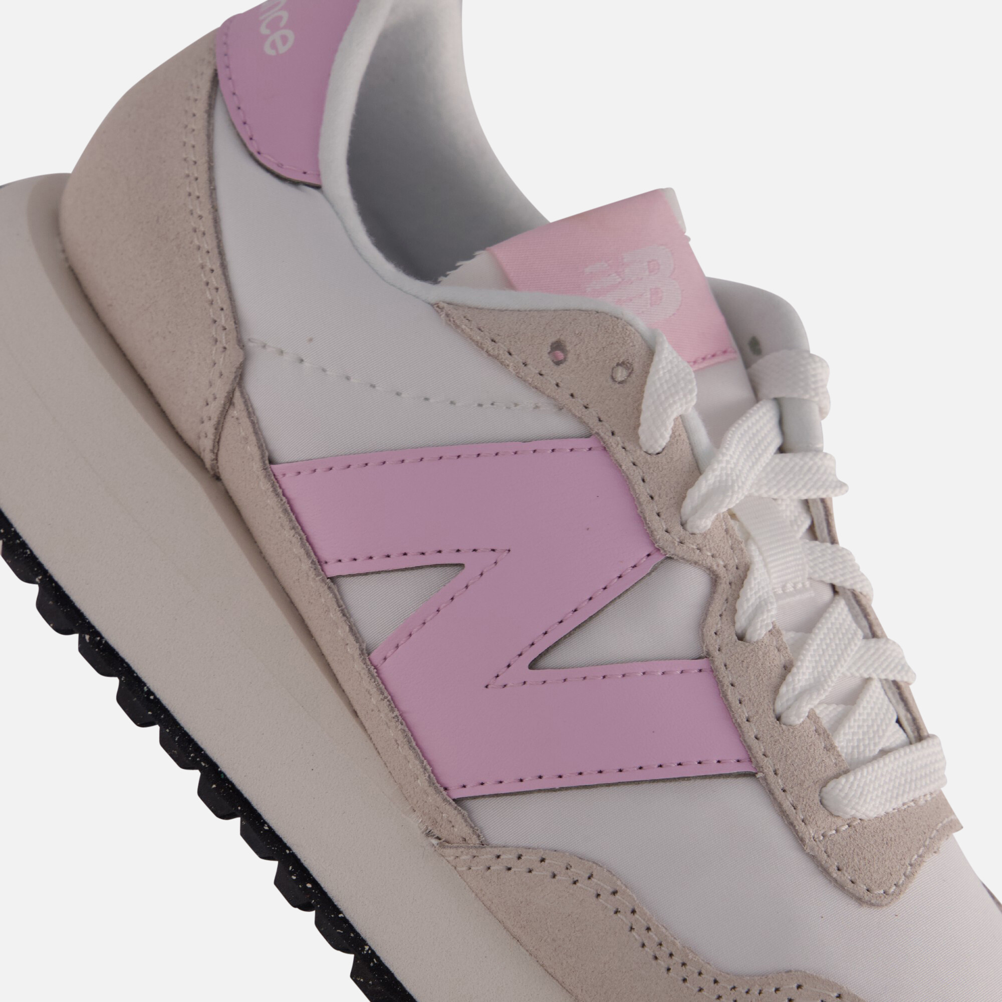 New Balance 237 Running Sneaker wit Suede afbeelding 4