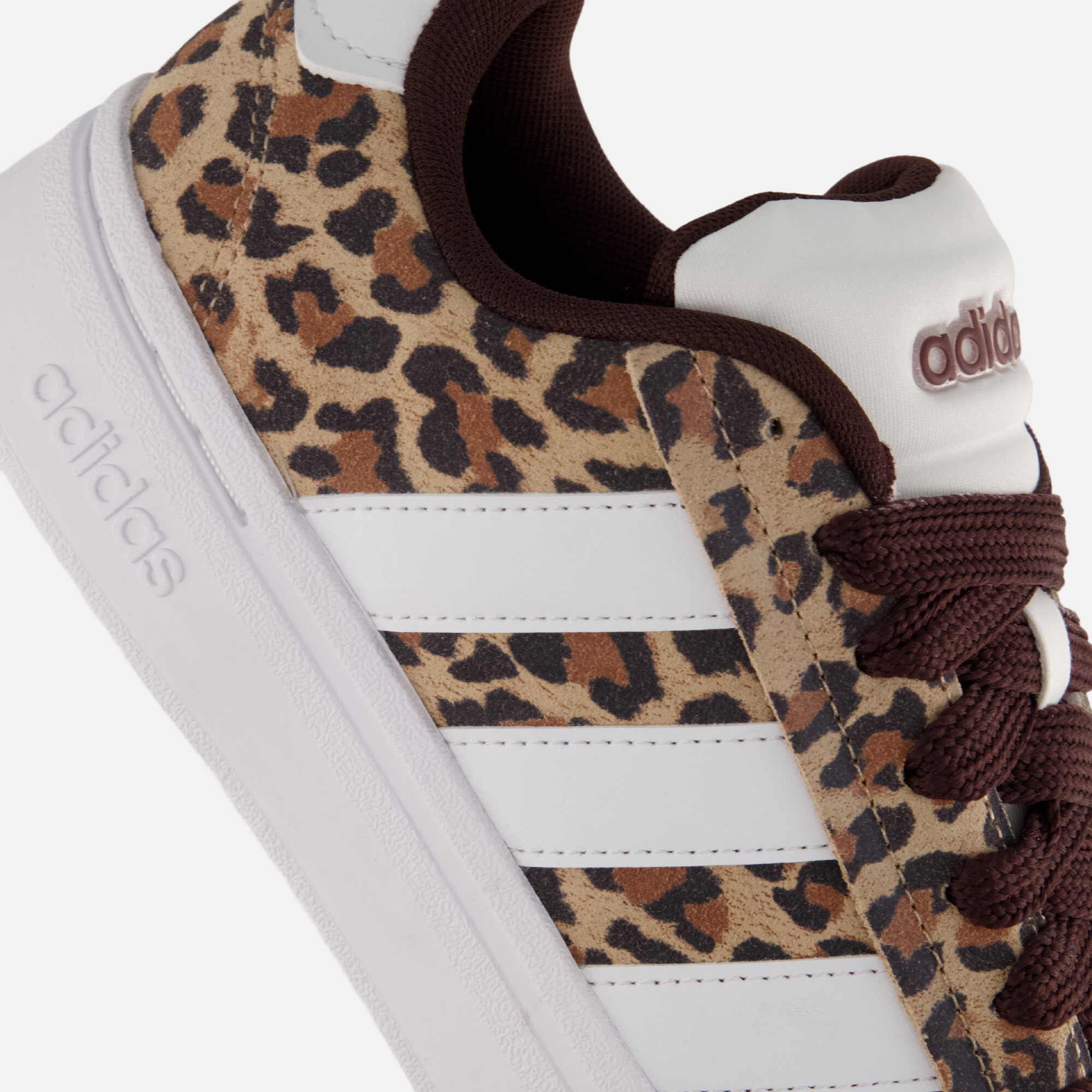 Adidas Grand Court Alpha Sneakers bruin Suede afbeelding 4