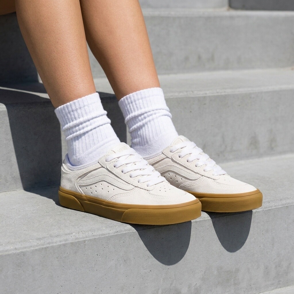 Vans Vans Rowley Classic Sneakers wit Suède