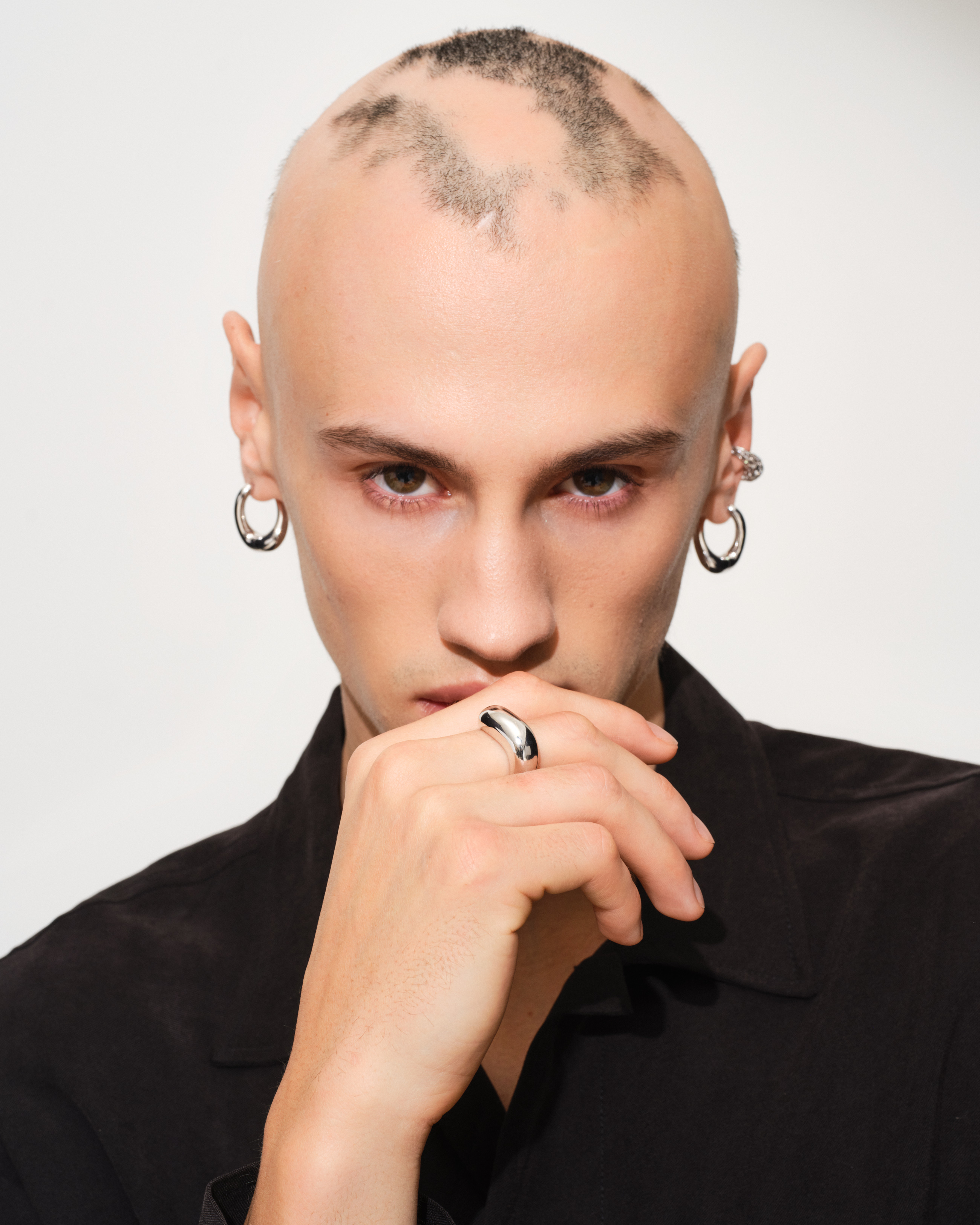 101415-.Twist.Ring.Twist.Hoops