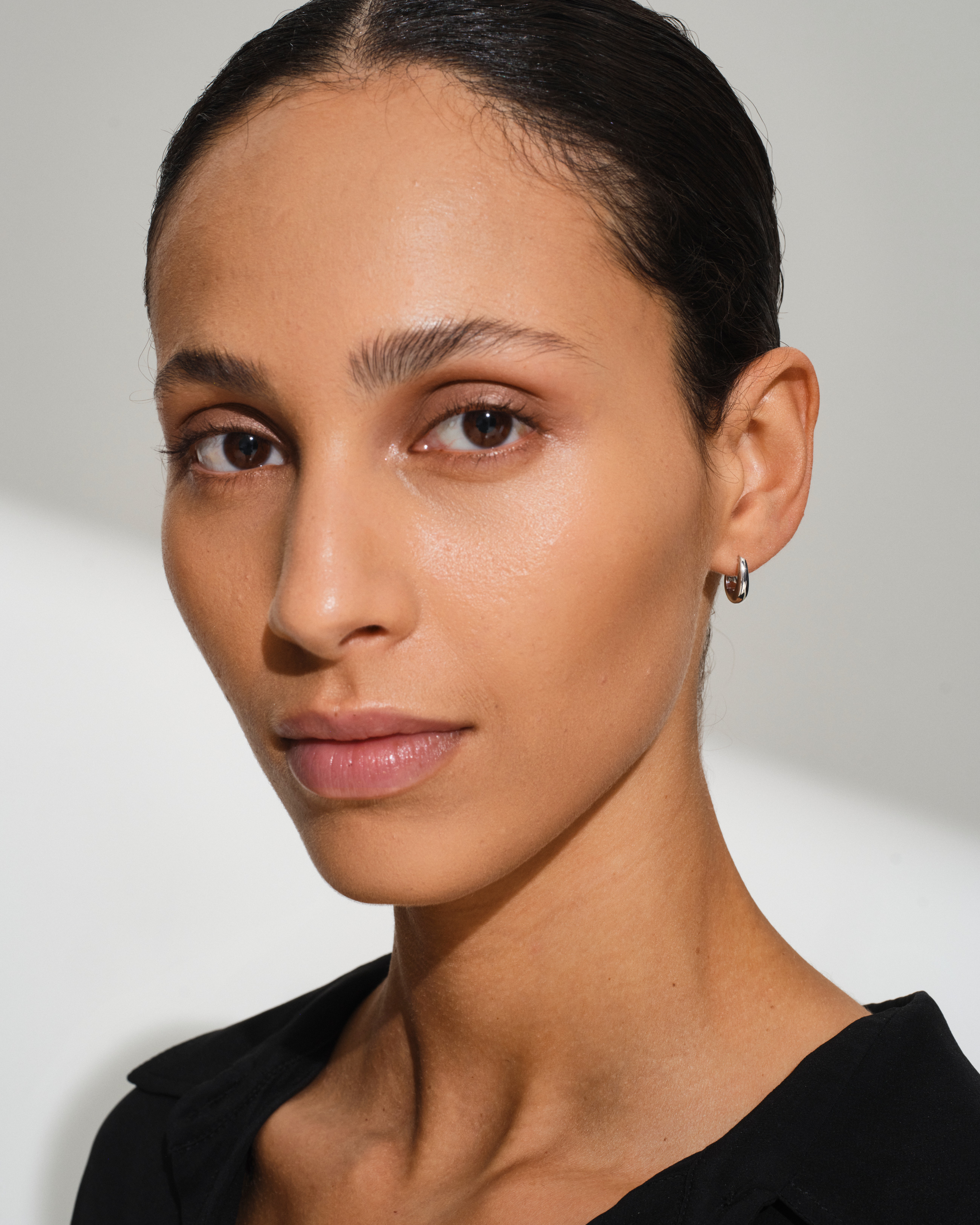 Liz Hoops - Tom Wood Project Official Online Store