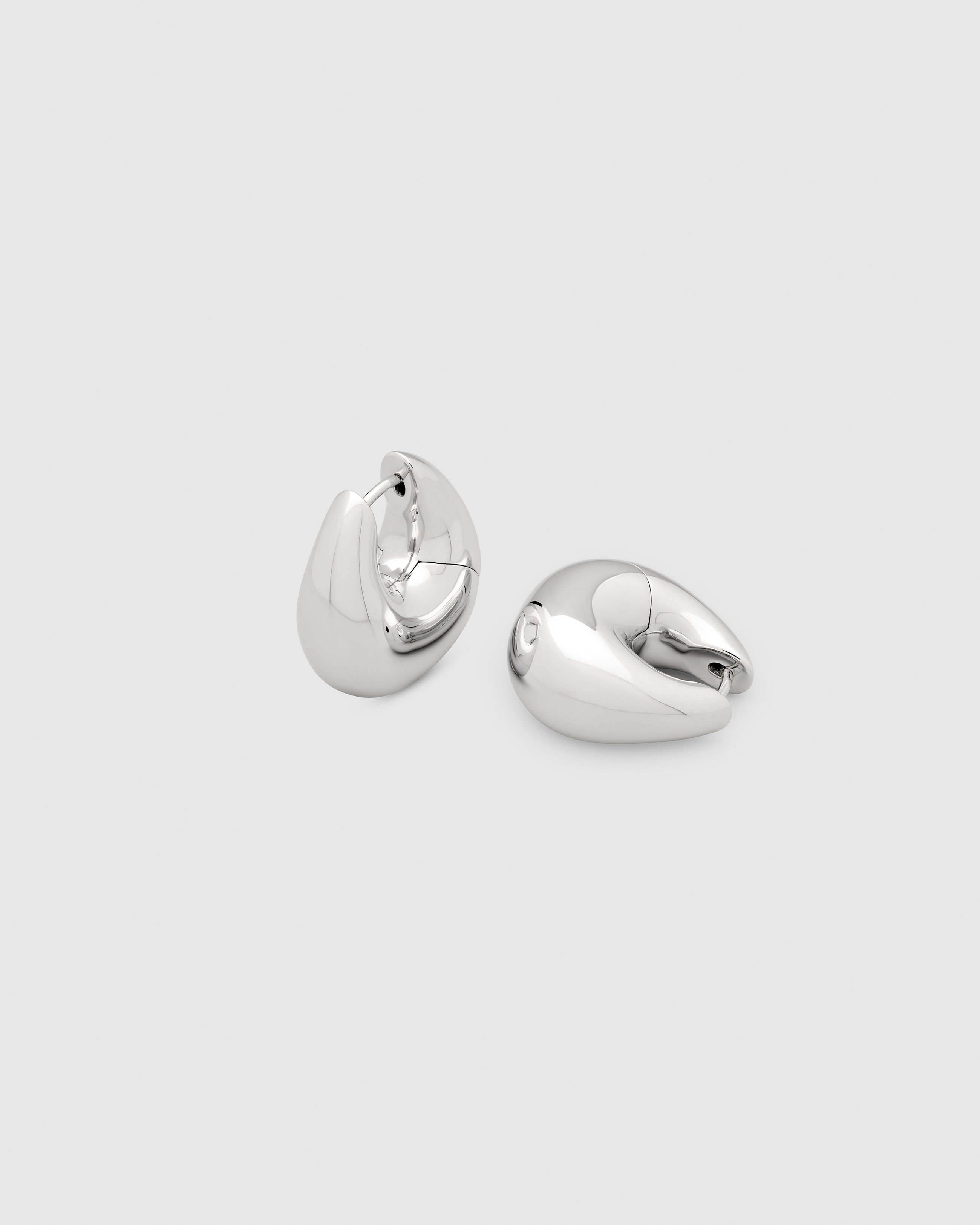 101289-0.Bao.Hoops.Medium.jpg