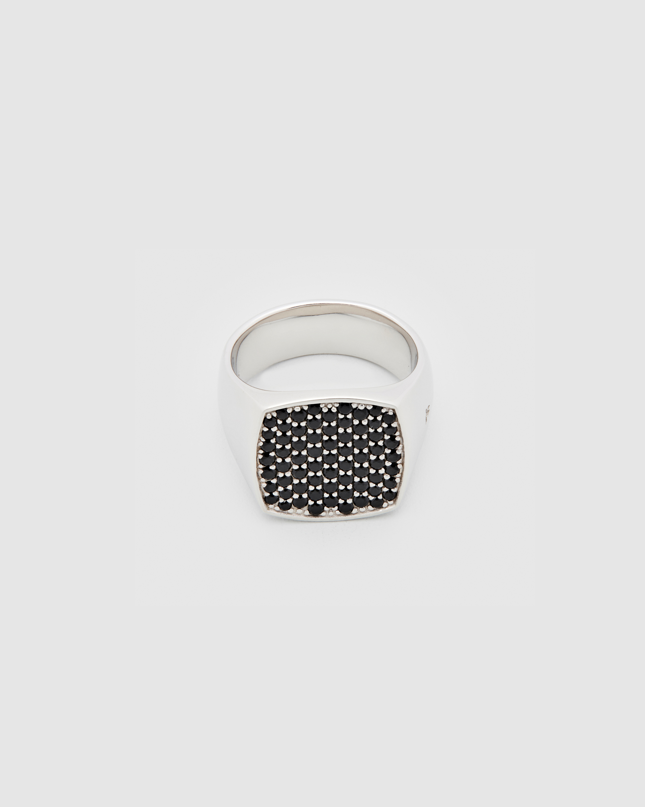Pinkie Cushion Black Spinel - Tom Wood Project Official Online Store
