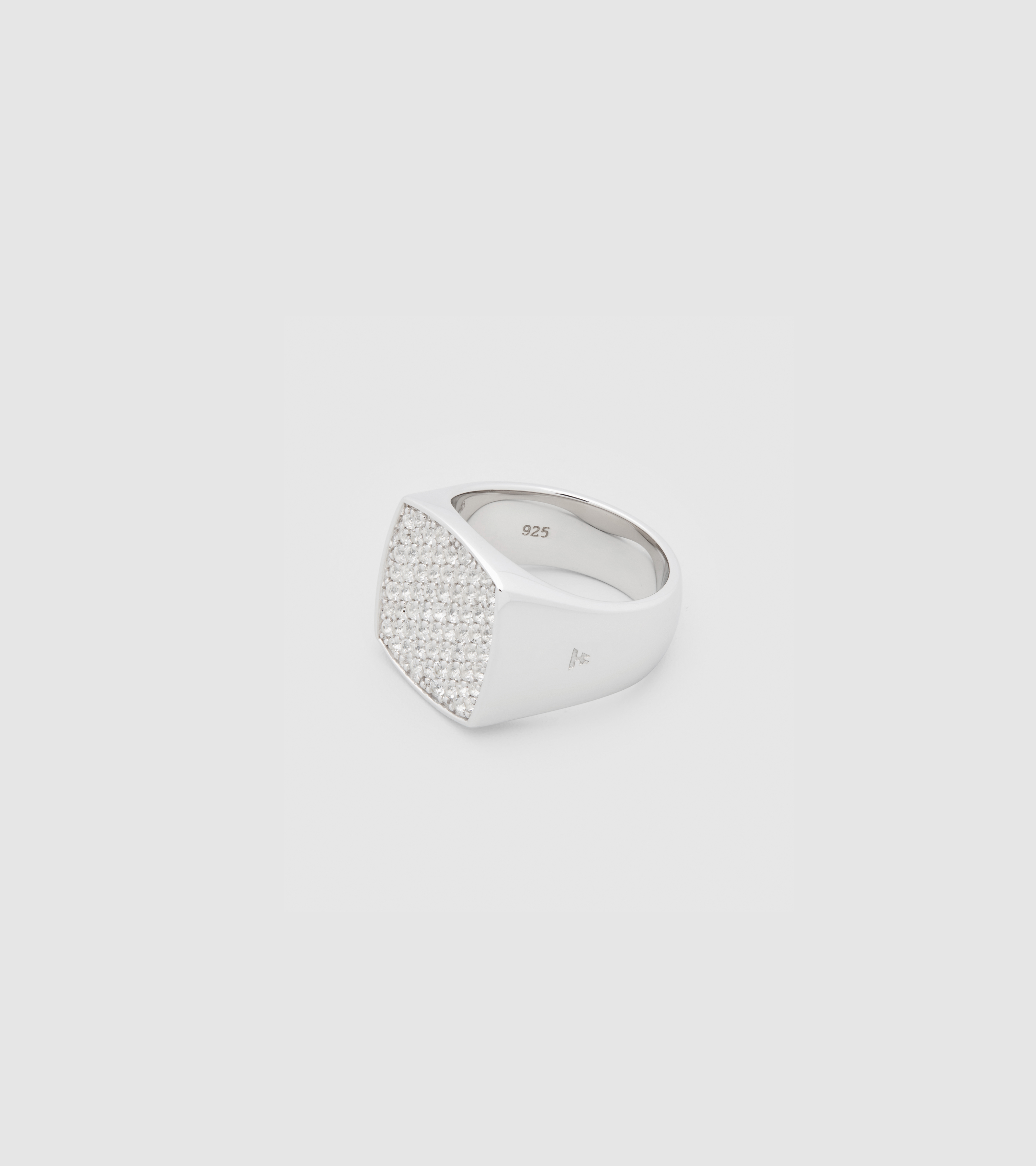Pinkie Oval White Topaz - Tom Wood Project Official Online Store