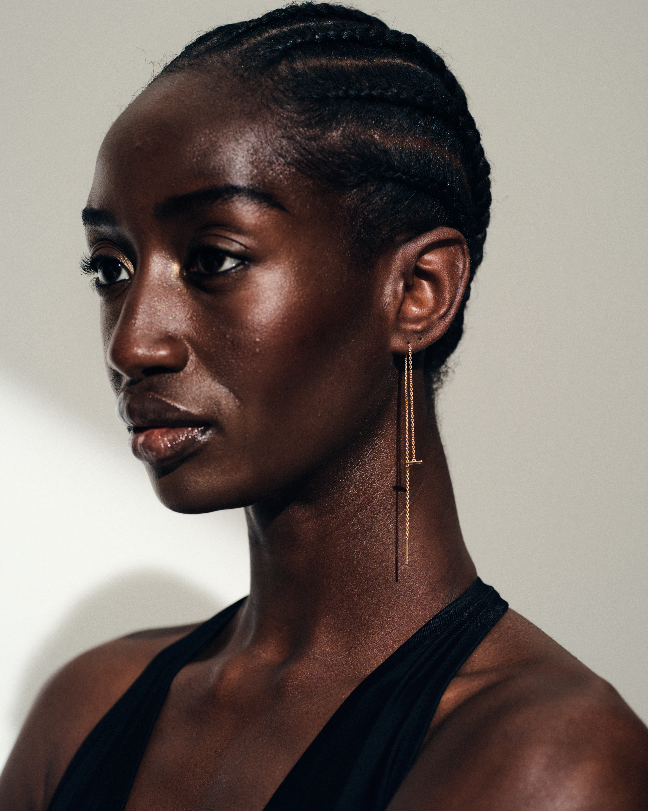 Sleek Ear Chain Gold Diamonds 64 mm - Tom Wood Project