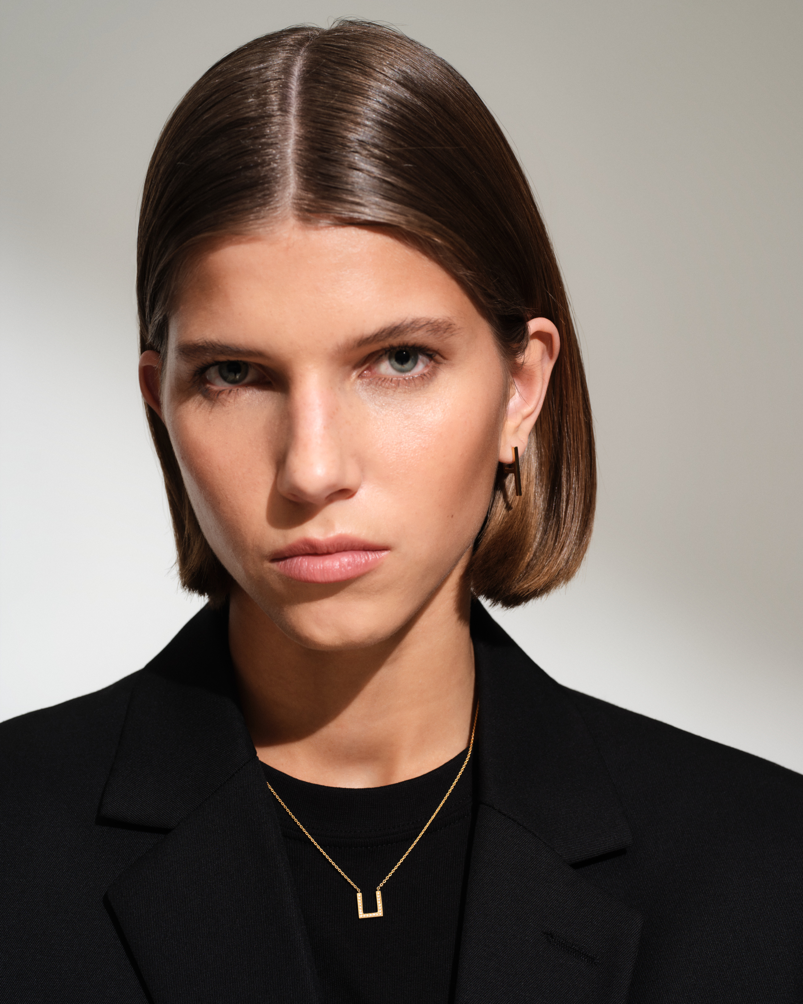 Sleek Pendant Gold