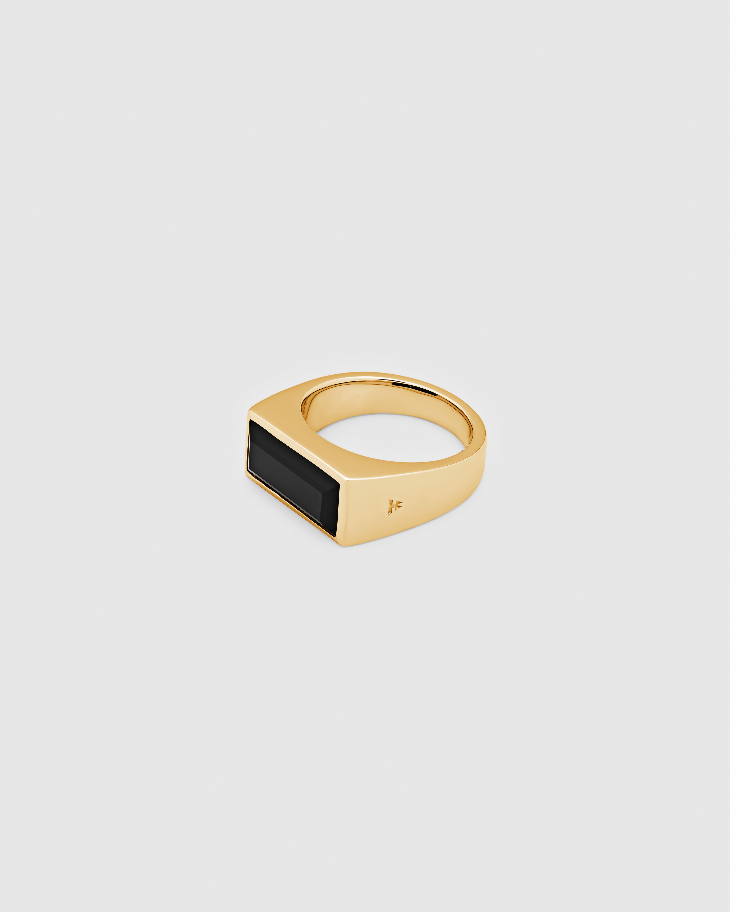 Peaky Ring Gold Polished Onyx - Tom Wood Project Official Online Store
