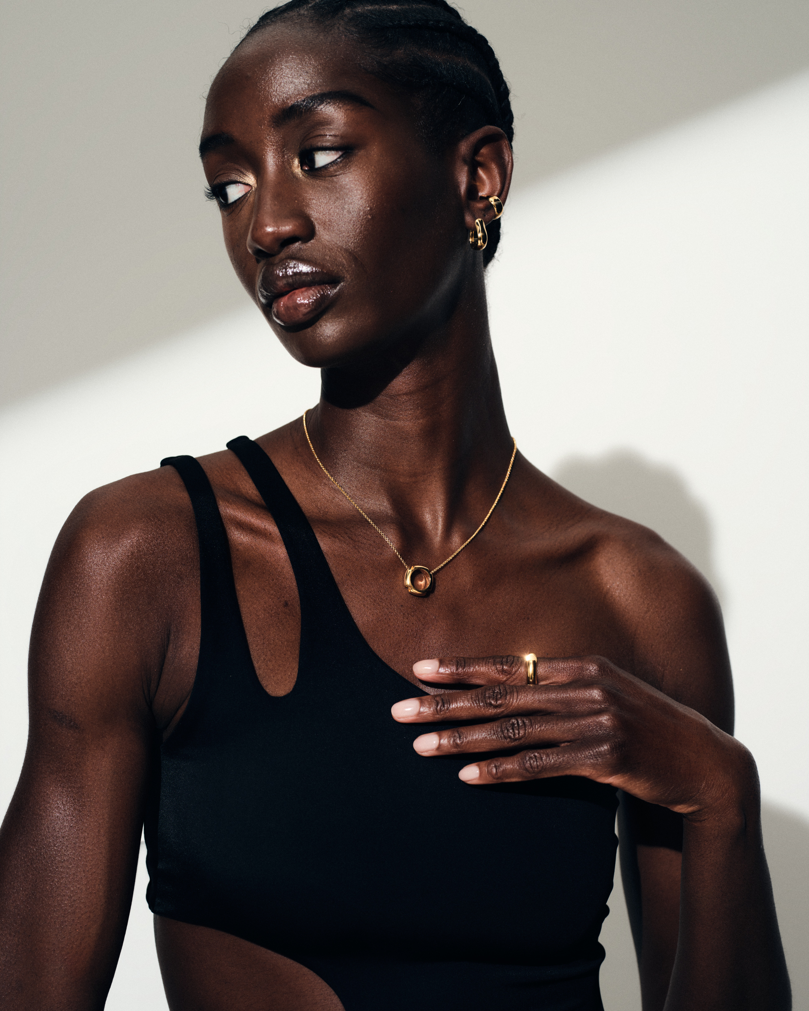 Ear Cuff Slim Gold - Tom Wood Project Official Online Store
