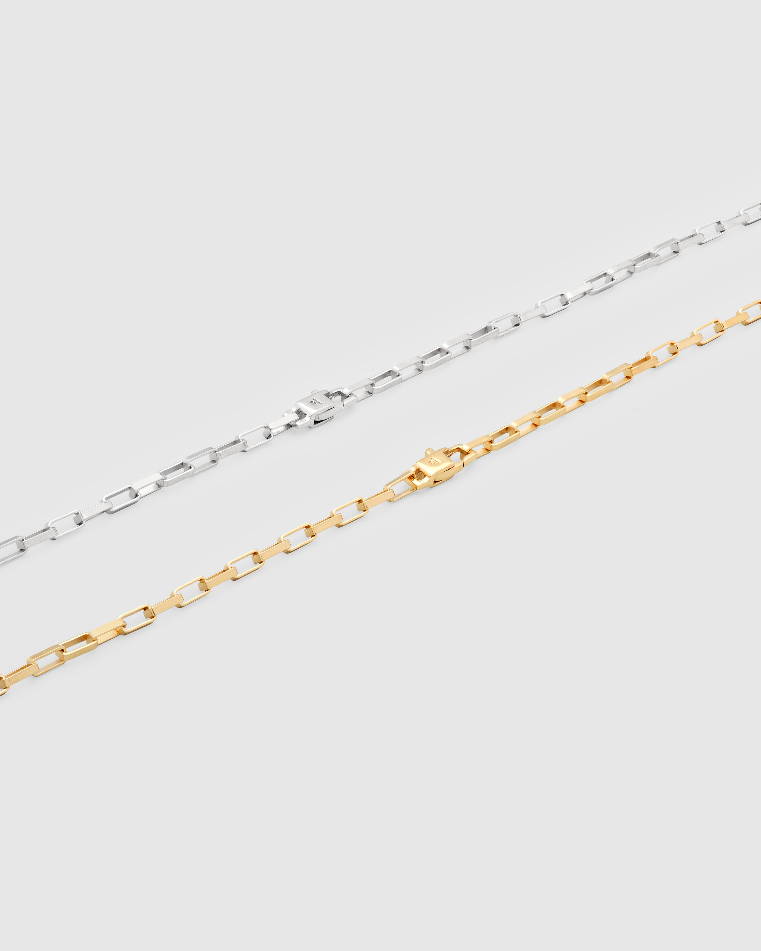 Ear Cuff Slim Zirconia Gold - Tom Wood Project Official