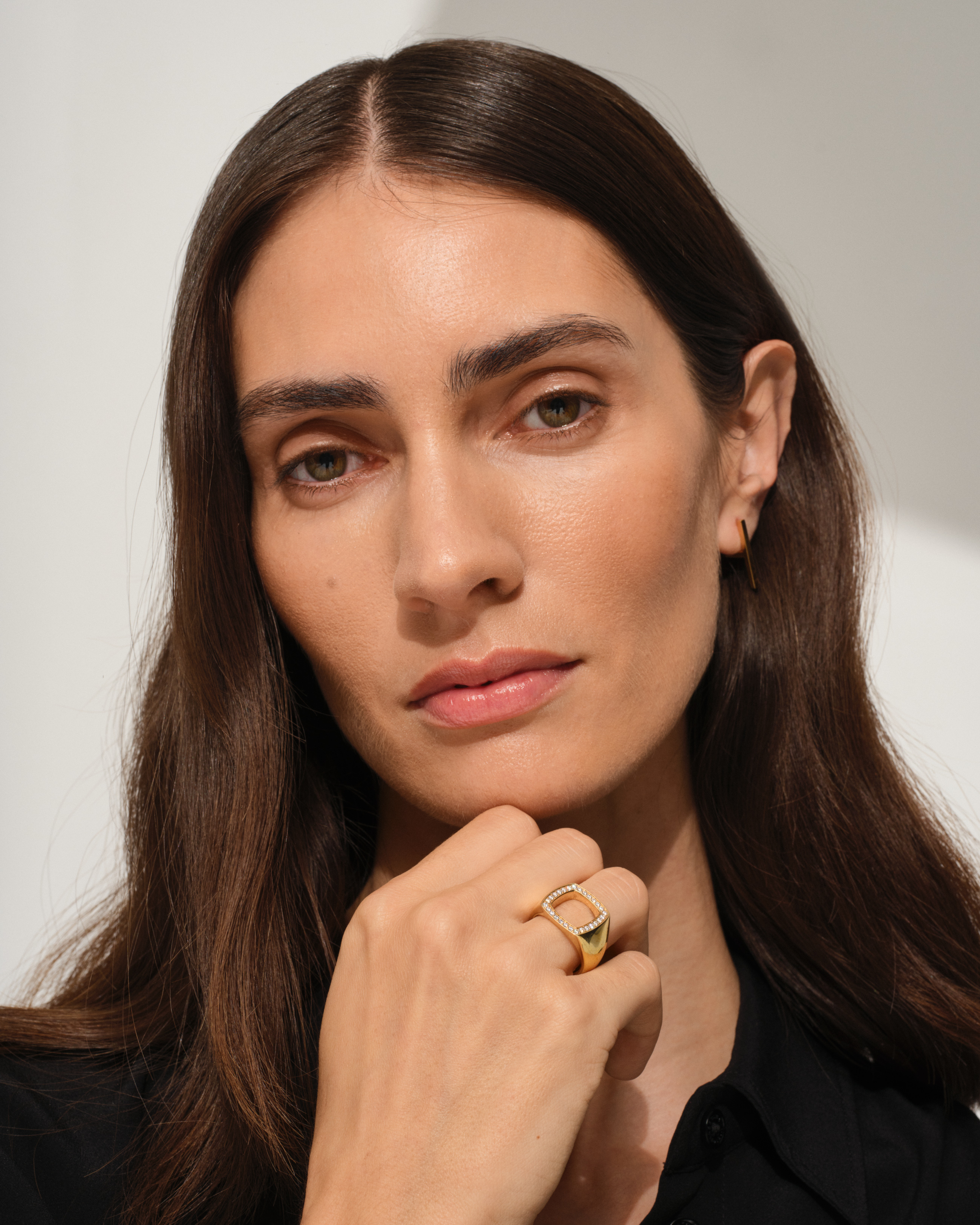 Tilt Ring Gold Diamonds - Tom Wood Project Official Online Store