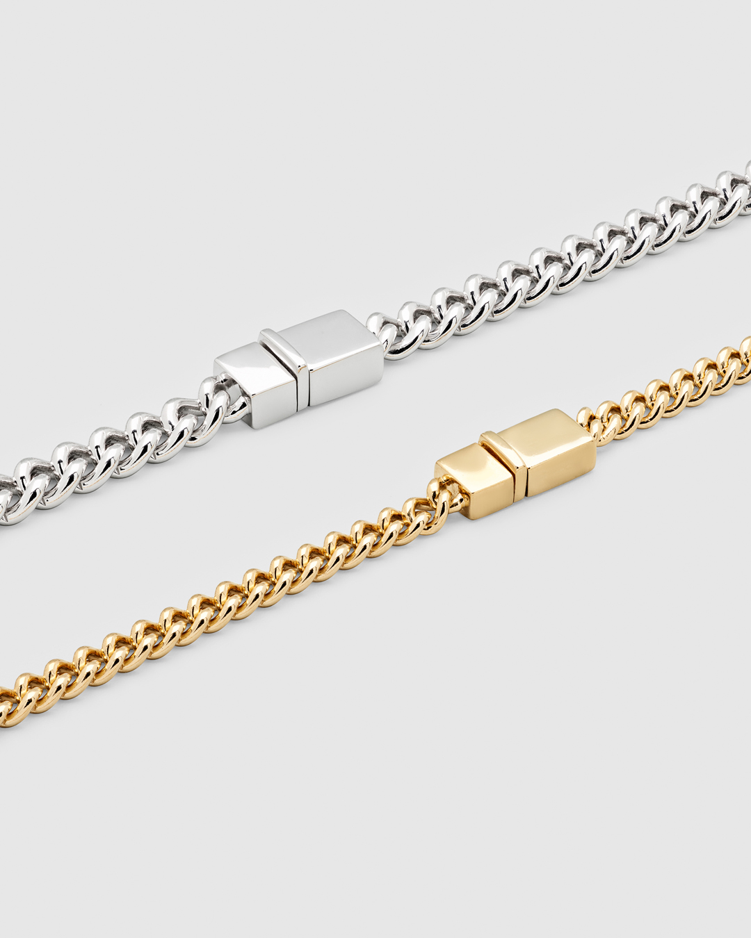 アクセサリー Tom Wood ROUNDED CURB BRACELET THIN Tom Wood Rounded Thin Curb Bracelet | Gold | FARFETCH
