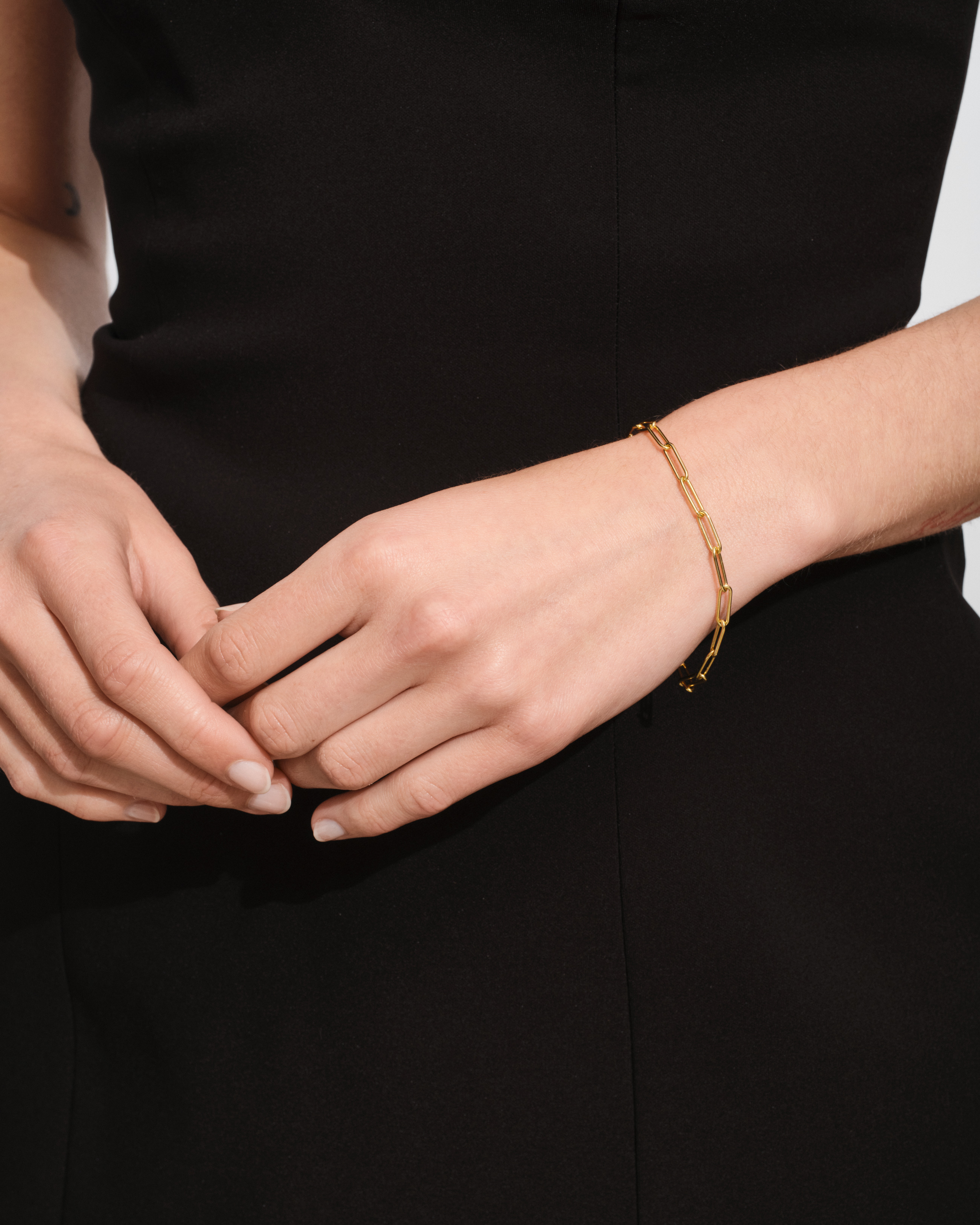 【2025年】エレガントファッションを上品に着 Box Bracelet Gold - Tom Wood Project Official Online Store アクセサリー