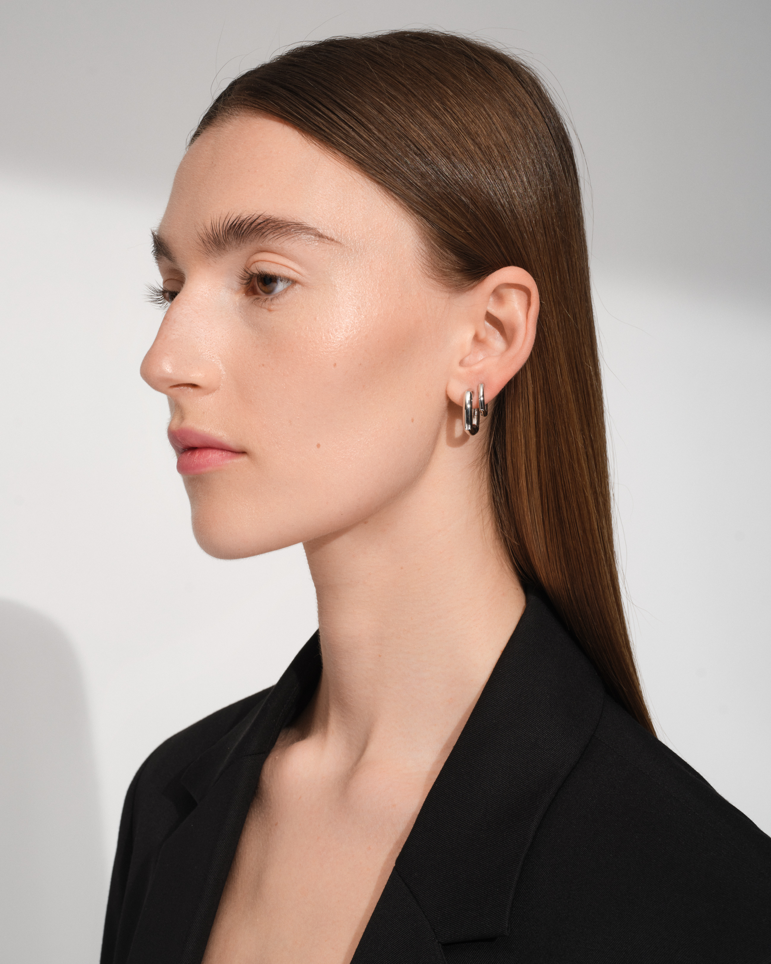 『出品は月曜まで』TOM WOOD Classic Hoops Medium Frame Hoops Small Gold - Tom Wood Project Official Online Store